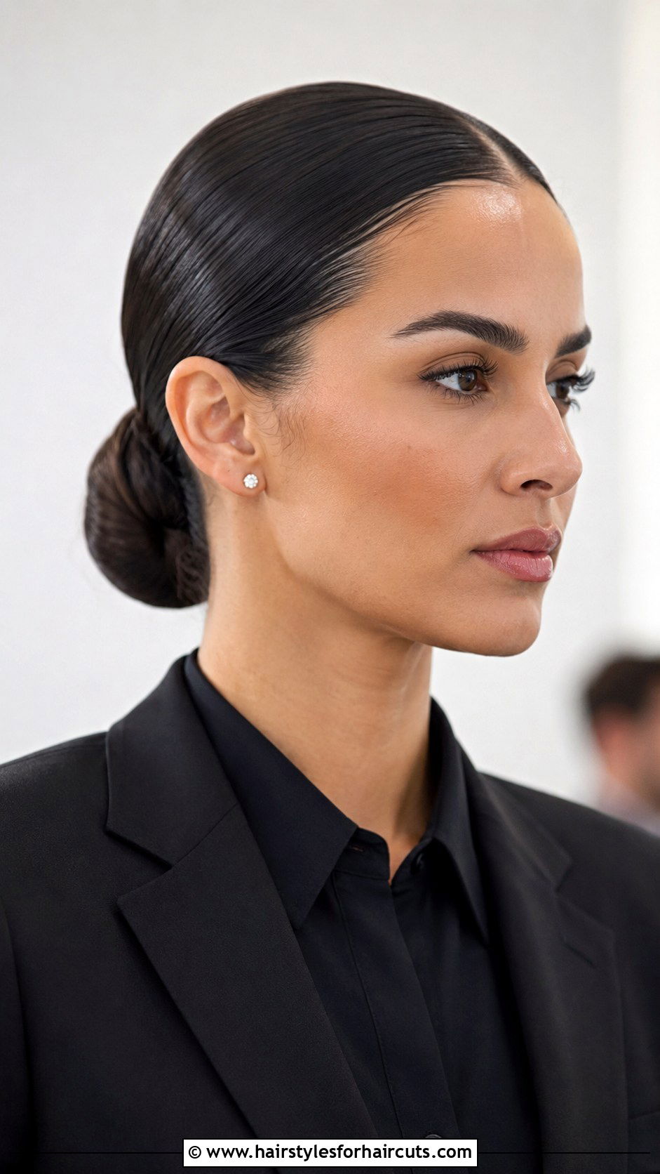 Slicked Back Low Bun - 25 elegant hairstyles for long hair - 25 elegant hairstyles for long hair