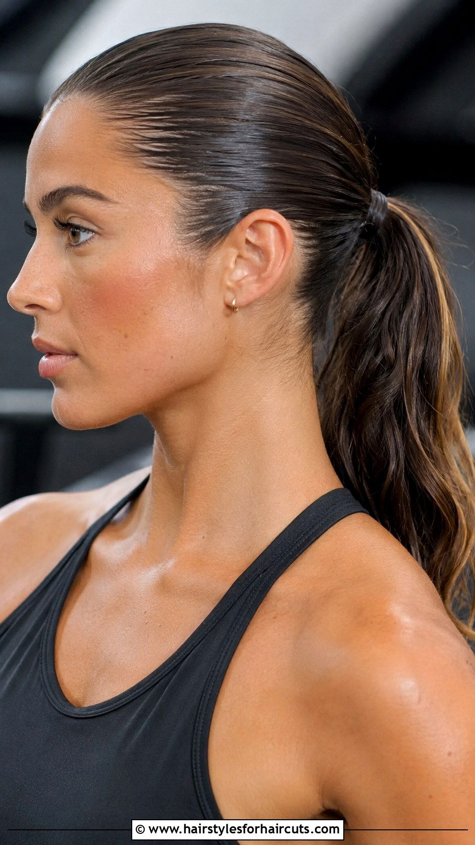 Slicked Back Ponytail - 25 headphone haircuts - 25 headphone haircuts