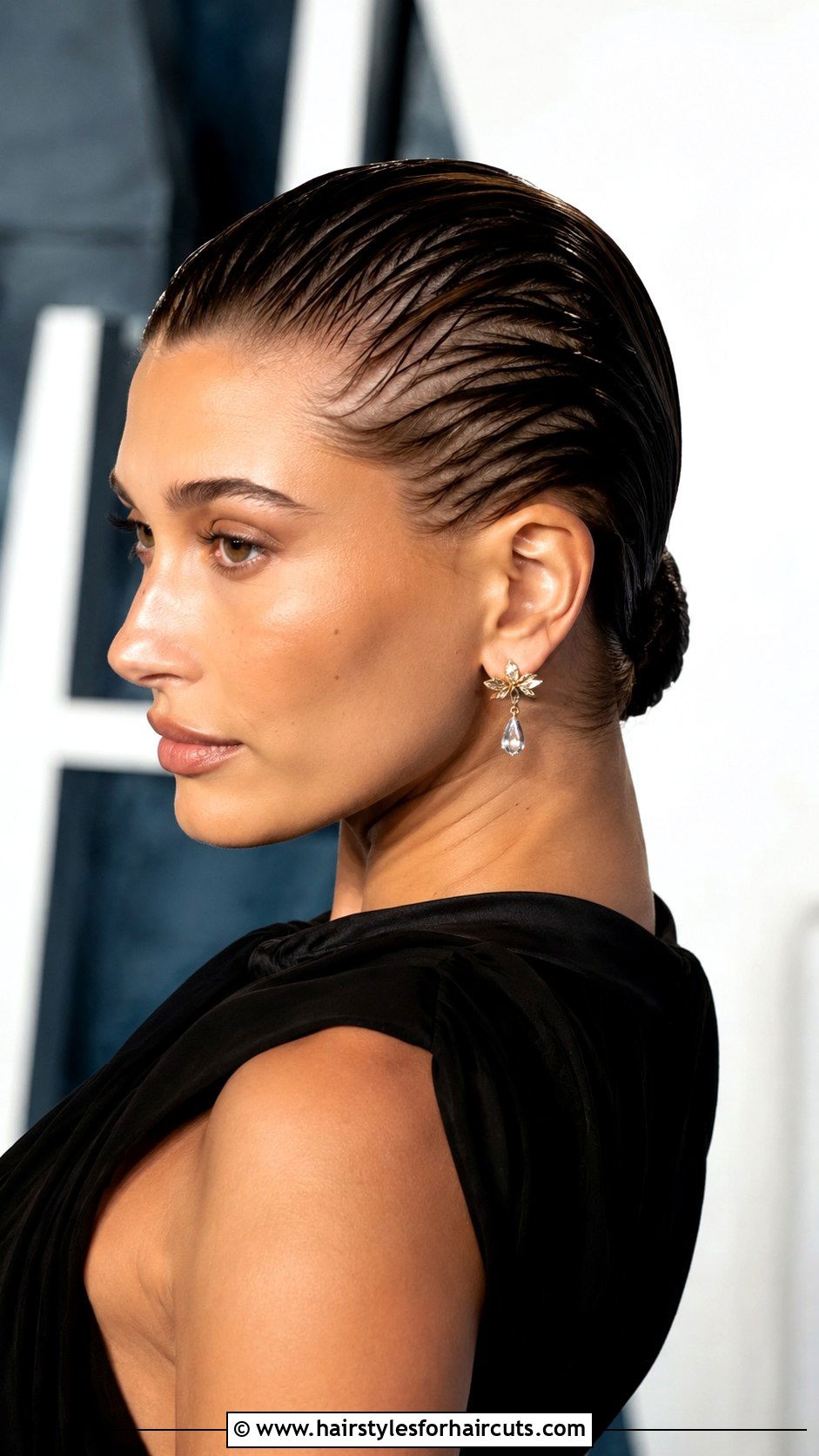 Slicked Back Wet Look - 25 80s prom hairstyles - 25 80s prom hairstyles