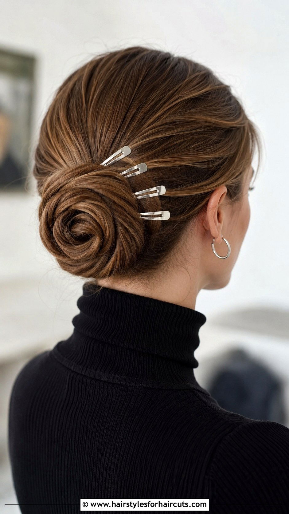 Snap Clip Pinwheel Updo - 25 easy hair clip hairstyles - 25 easy hair clip hairstyles