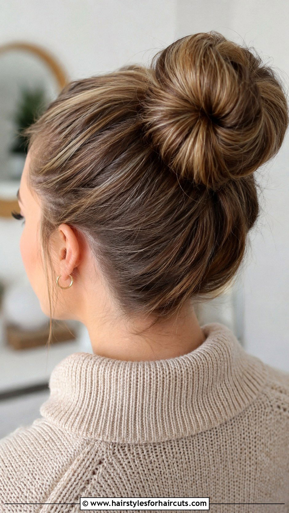 Sock Bun For Short Hair - 25 donut bun hairstyles for short hair - 25 donut bun hairstyles for short hair