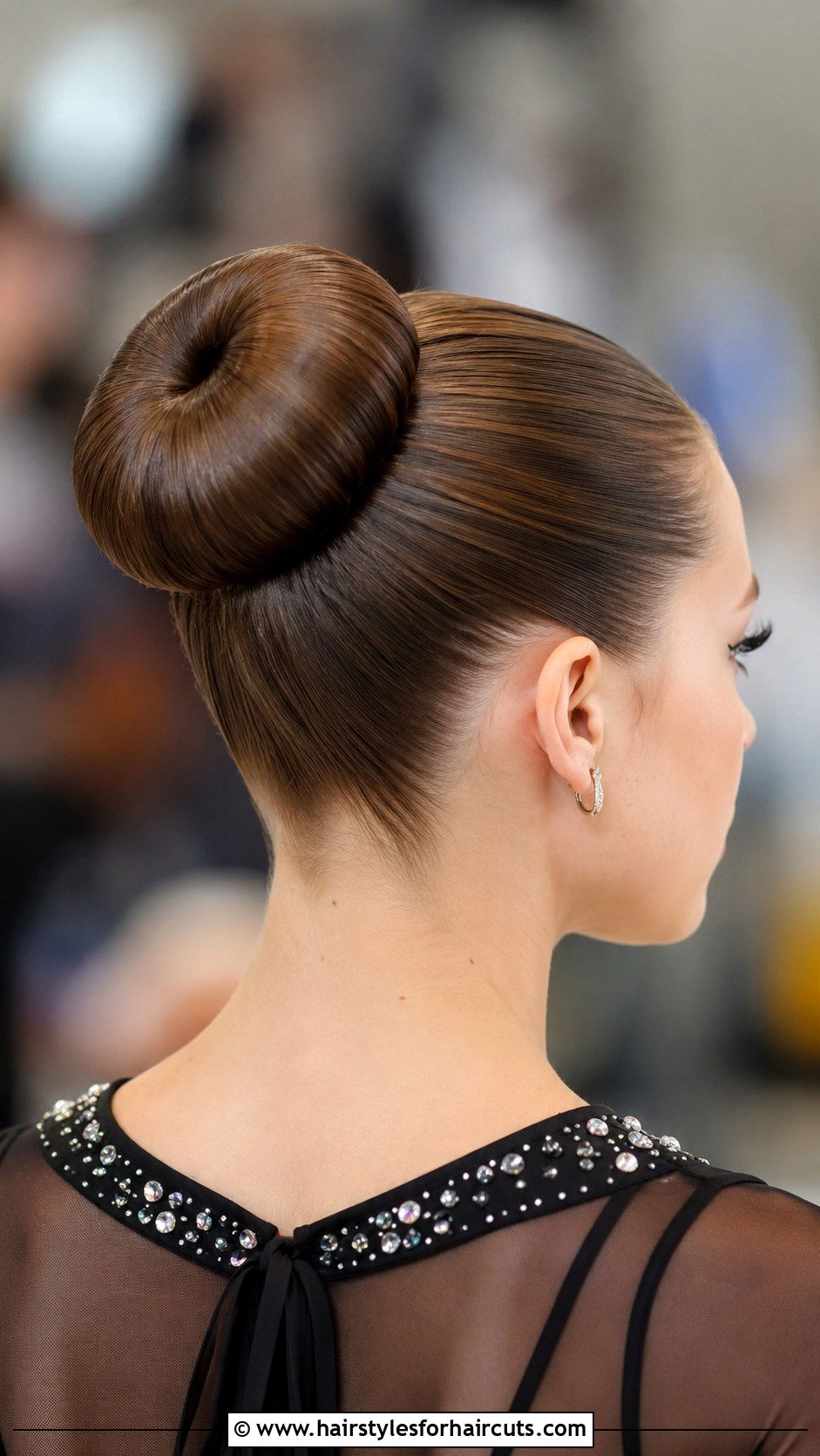 Sock Bun Updo - 25 cute hair up hairstyles - 25 cute hair up hairstyles