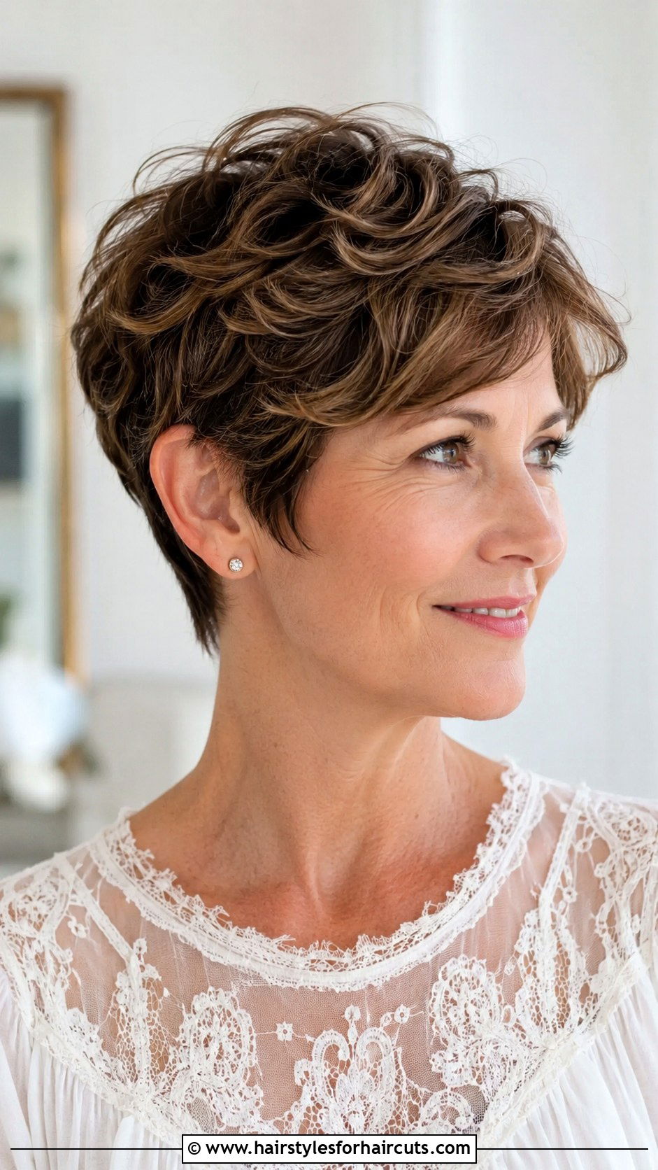 Soft Curled Pixie Cut - 25 pixie haircuts thin hair - 25 pixie haircuts thin hair