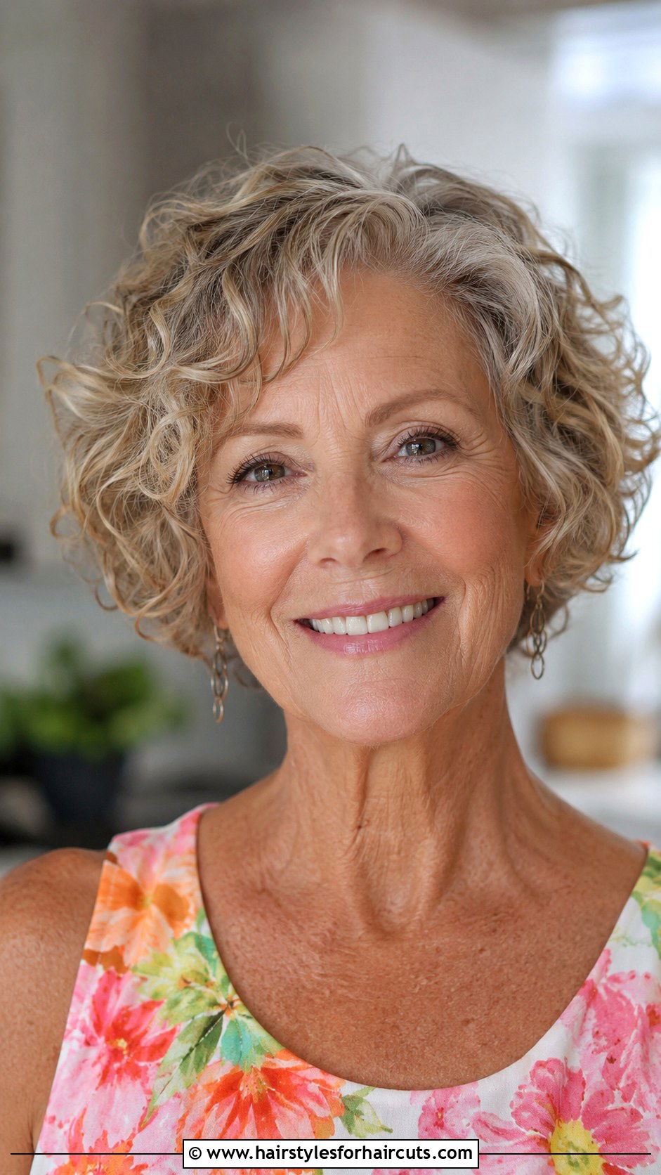 Soft Curly Bob - 25 hairstyles for thin hair women over 60 - 25 hairstyles for thin hair women over 60