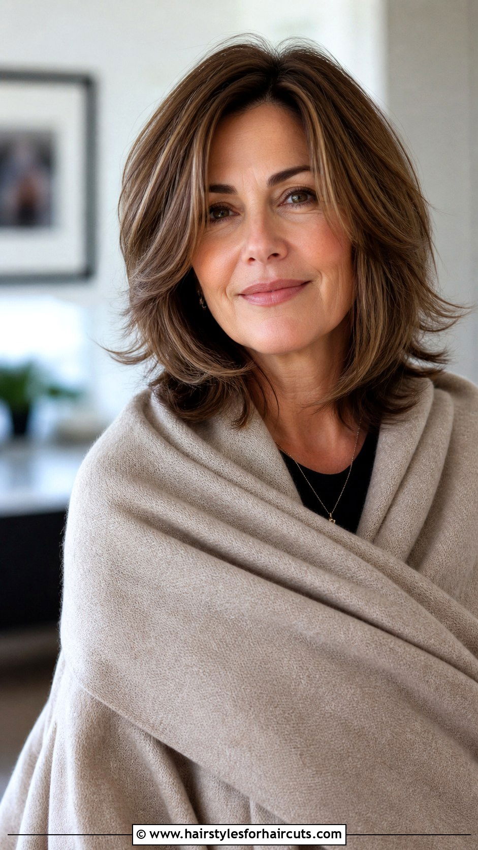 Soft Layered Medium Haircut - 25 cute easy haircuts for medium hair - 25 cute easy haircuts for medium hair