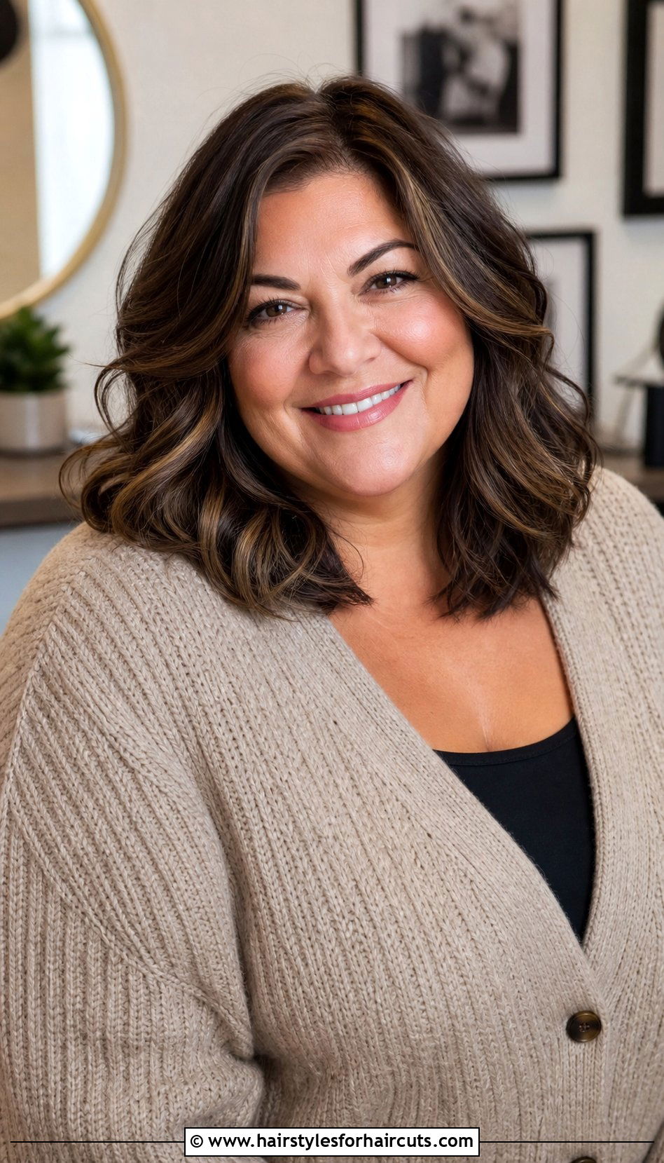 Soft Layered Medium Haircut - 25 haircuts for plus size women - 25 haircuts for plus size women