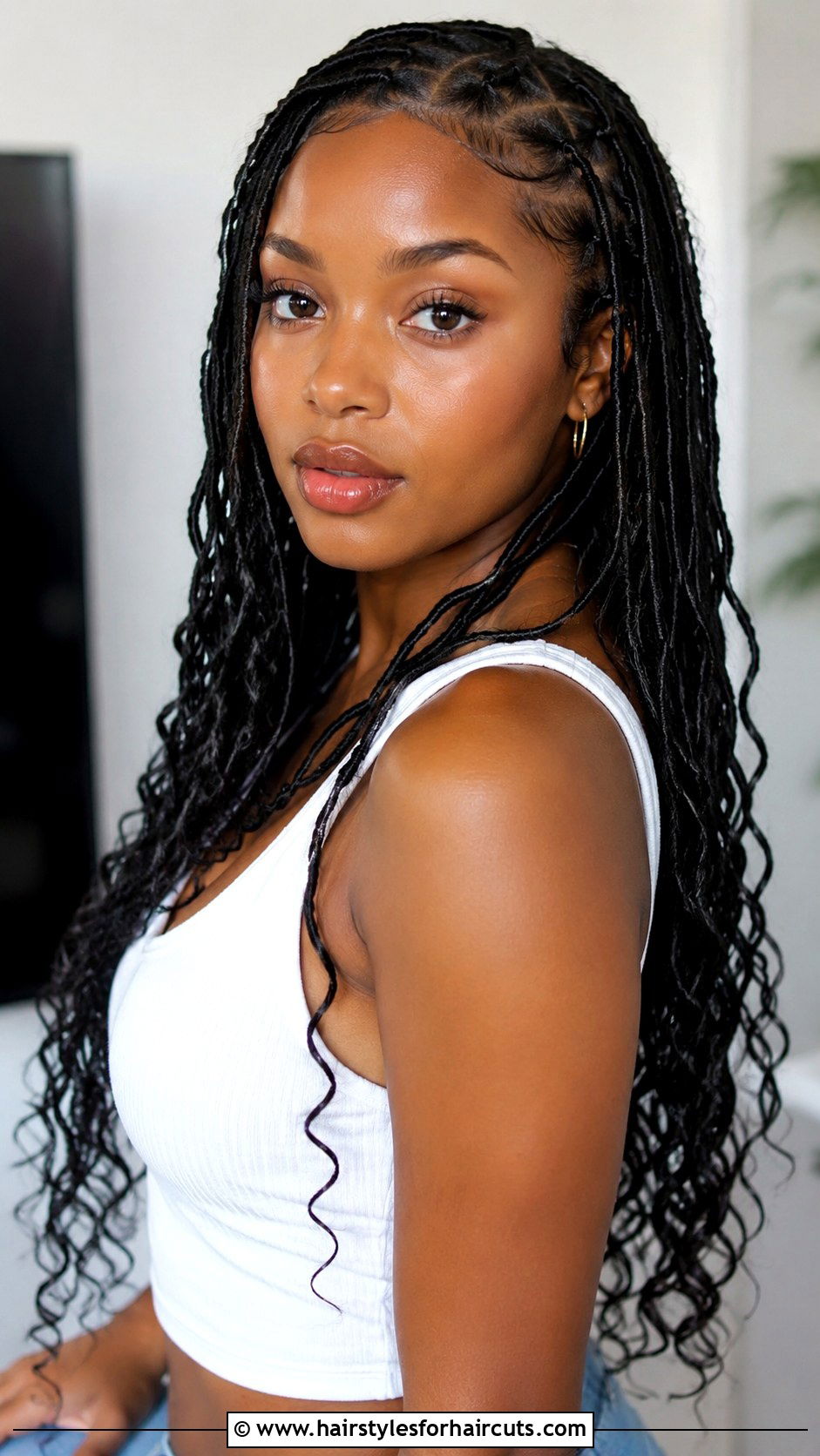Soft Locs With Waves - 25 long wavy hairstyles for black hair - 25 long wavy hairstyles for black hair