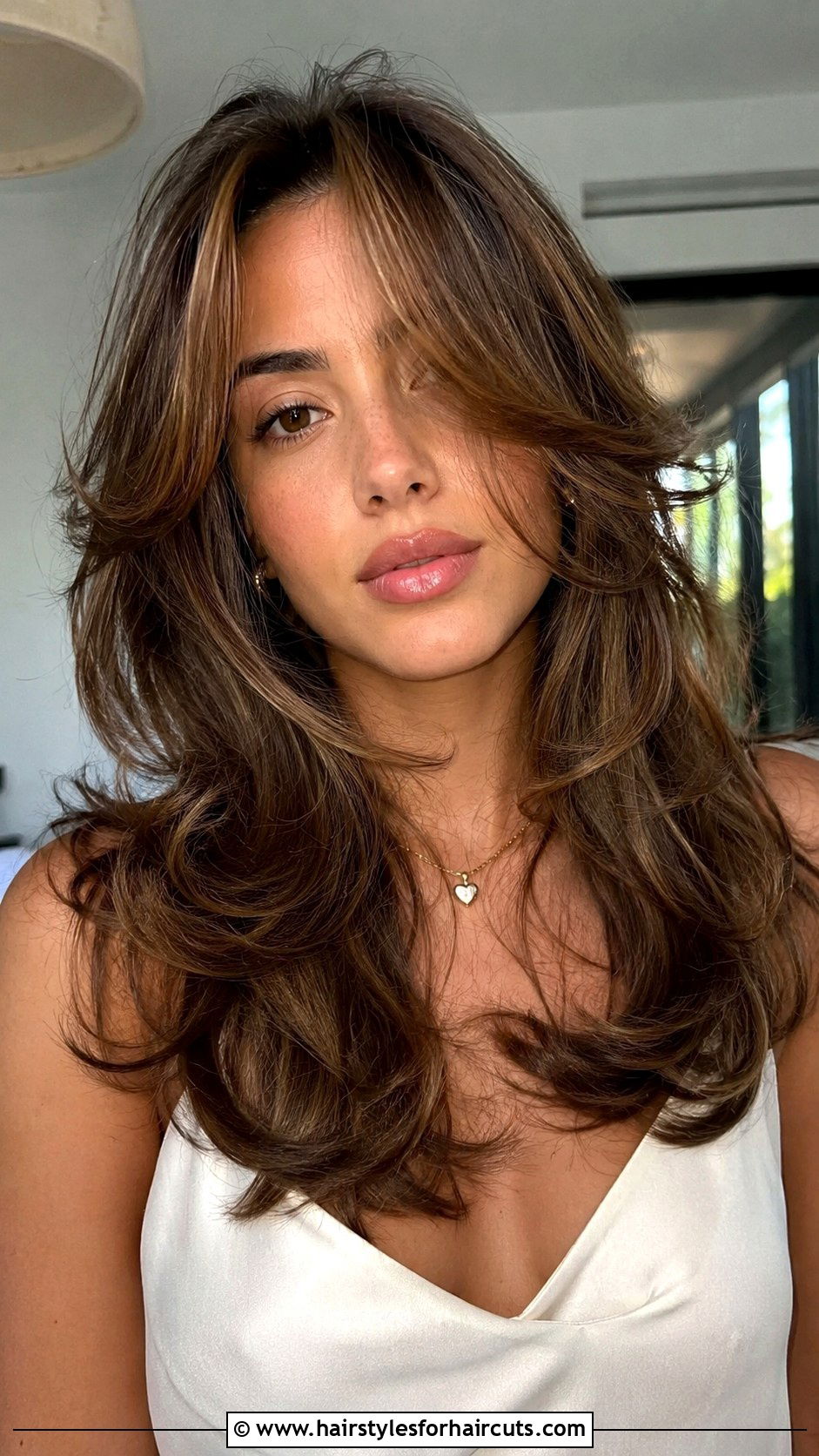 Soft Razored Layers - 25 shoulder length hairstyles for thick wavy hair - 25 shoulder length hairstyles for thick wavy hair