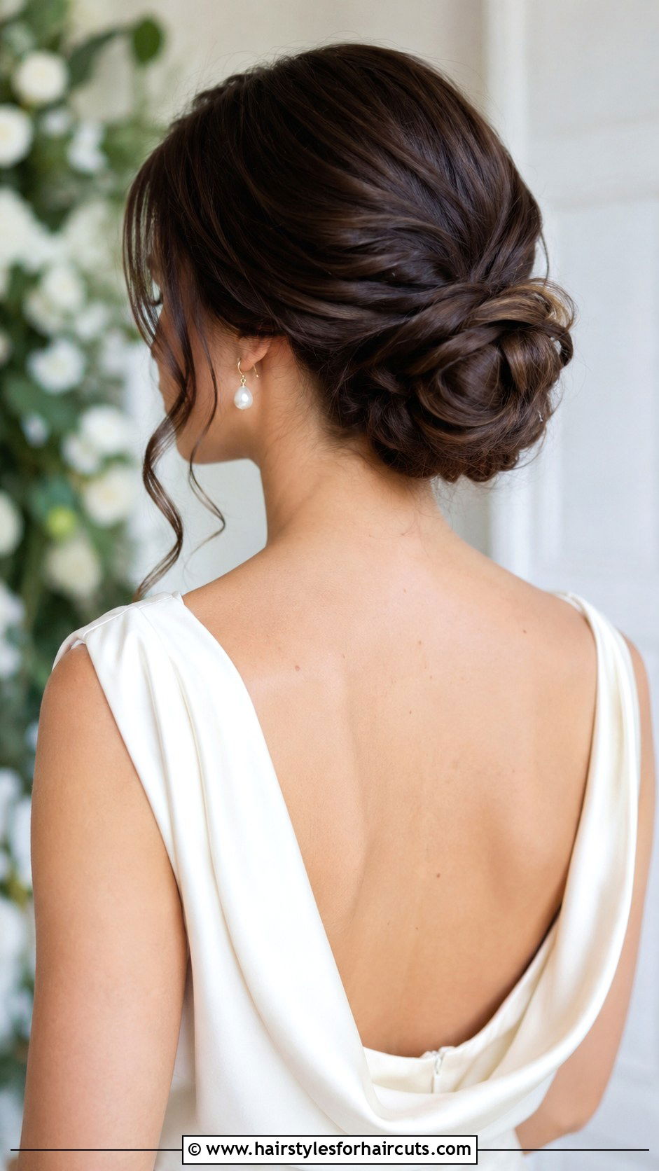 Soft Romantic Chignon Wedding - 25 easy wedding hairstyles - 25 easy wedding hairstyles
