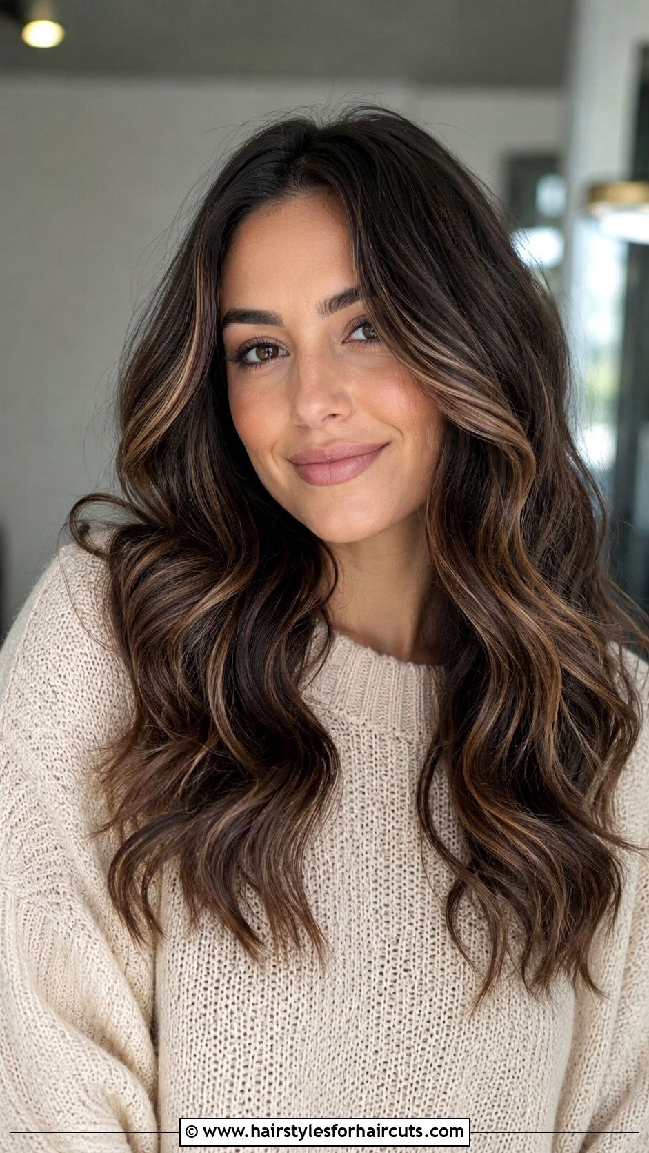 Soft Waves Hairstyle - 25 business casual hairstyles - 25 business casual hairstyles