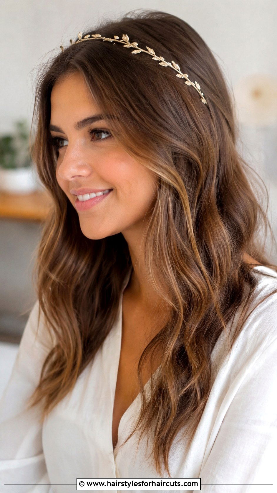 Soft Waves With Headband - 25 cute hairstyles for white girls - 25 cute hairstyles for white girls