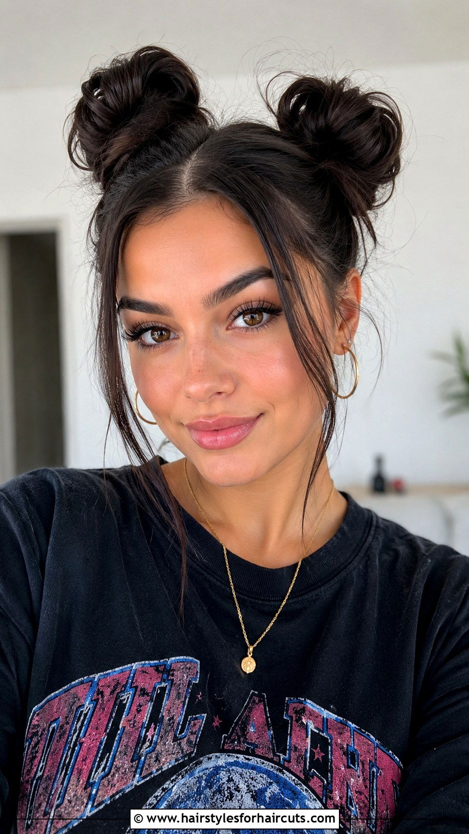 Space Buns - 25 graduation cap hairstyles for medium hair - 25 graduation cap hairstyles for medium hair