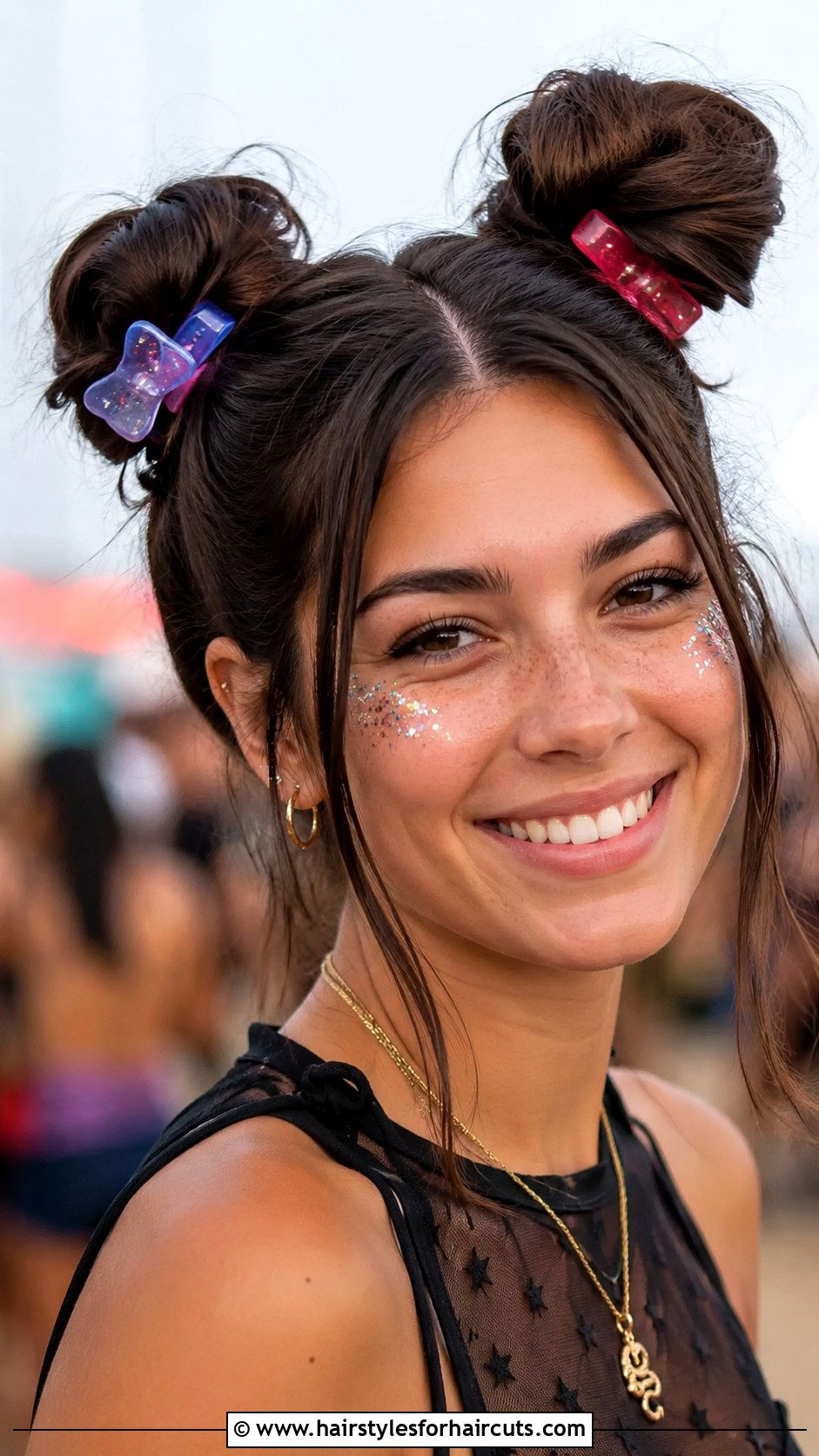 Space Buns Claw Clip - 25 claw clip hairstyles for long hair - 25 claw clip hairstyles for long hair