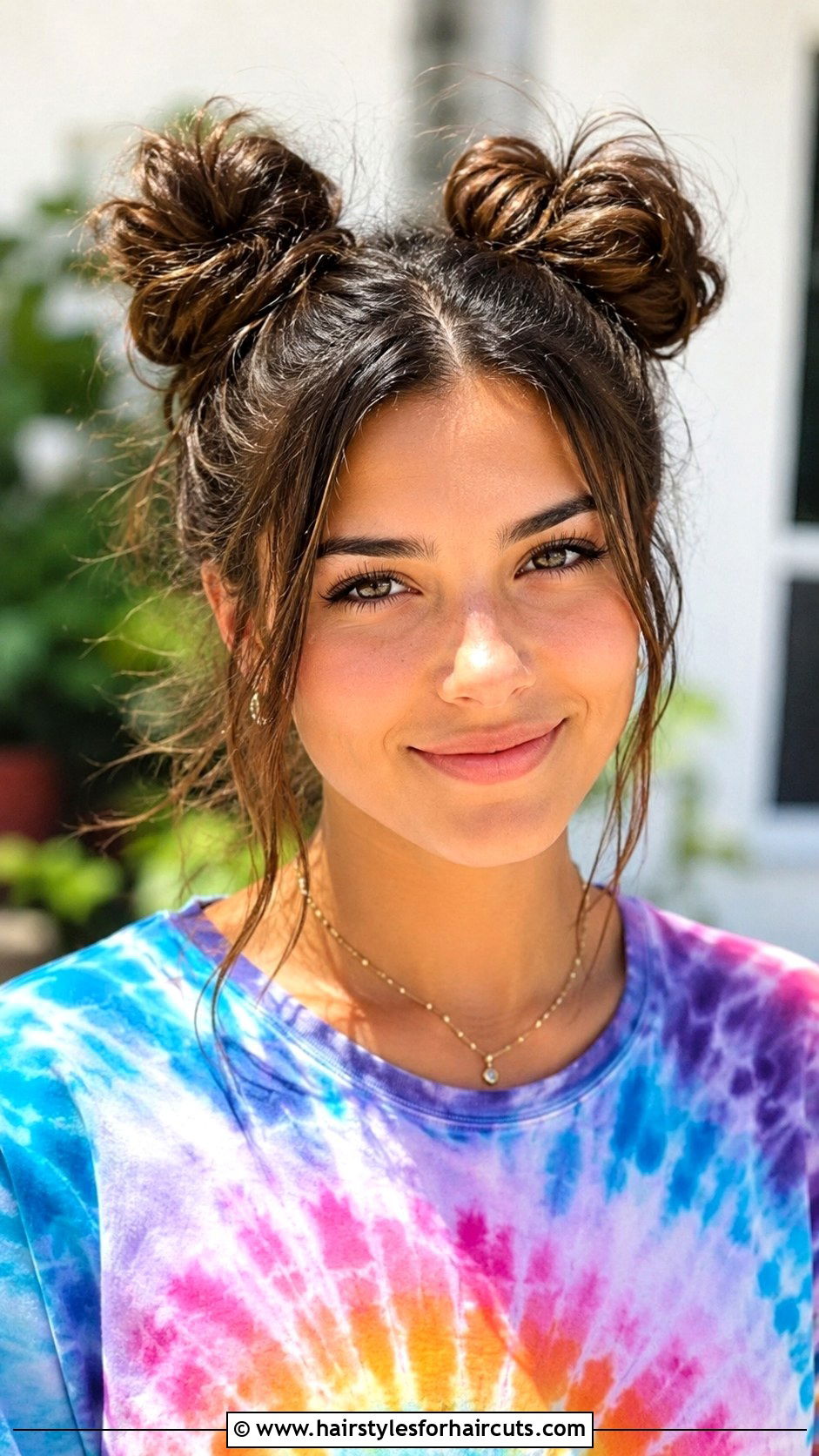 Space Buns Hairstyle - 25 hairstyles to do - 25 hairstyles to do