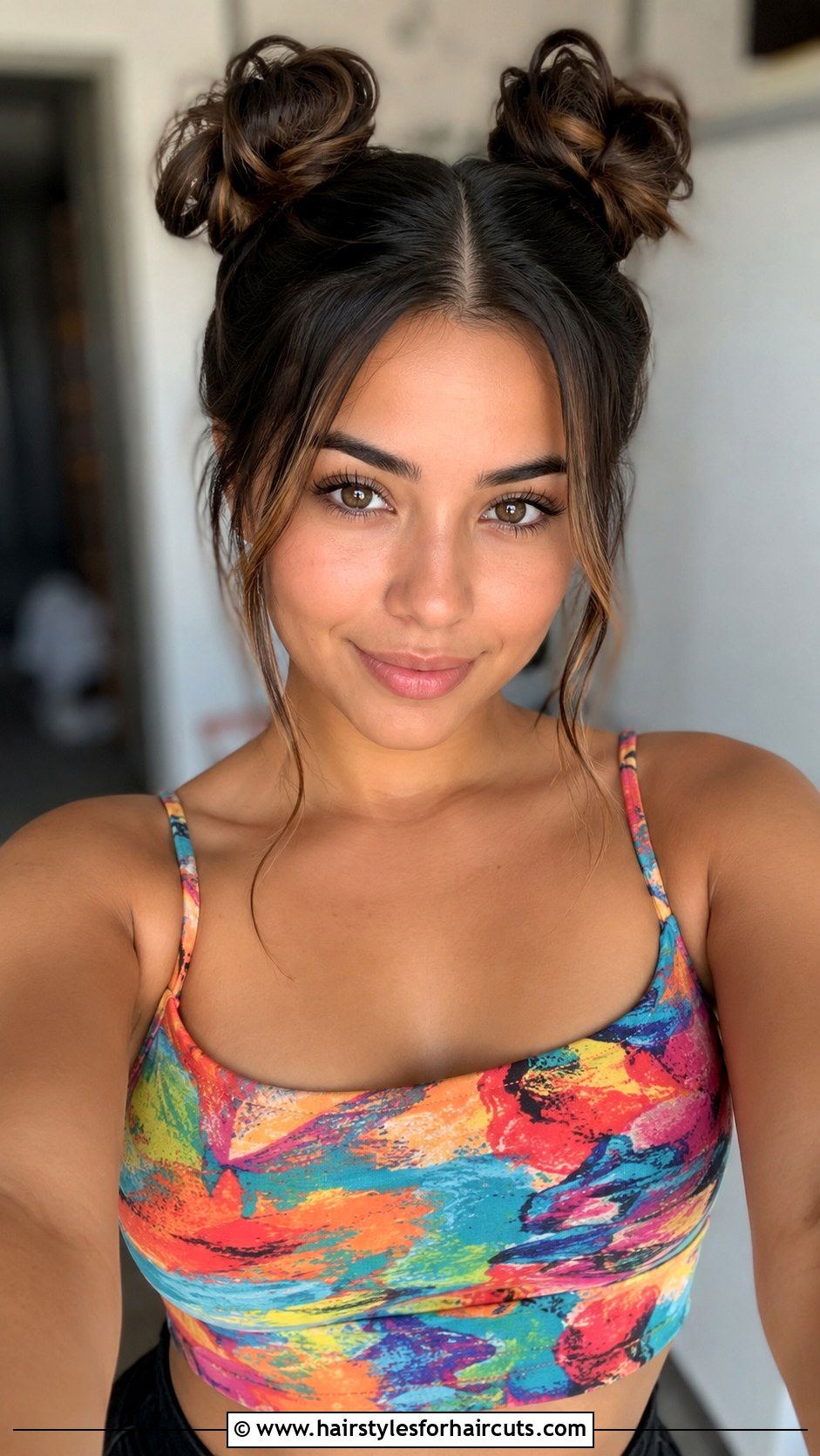 Space Buns Medium Hair - 25 summer hairstyles for medium hair - 25 summer hairstyles for medium hair
