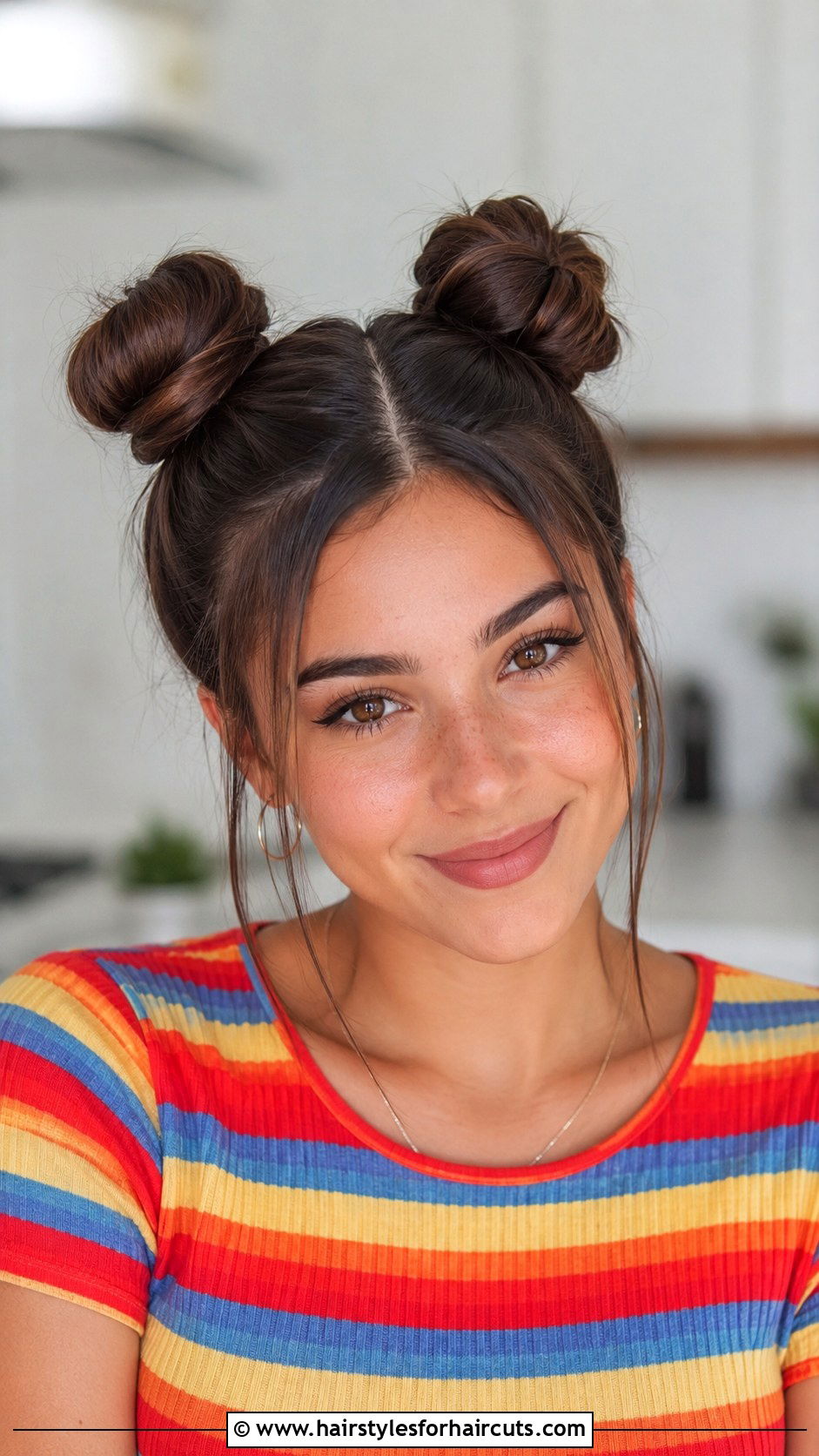 Space Buns Medium Hair - 25 hairstyles for medium hair length - 25 hairstyles for medium hair length