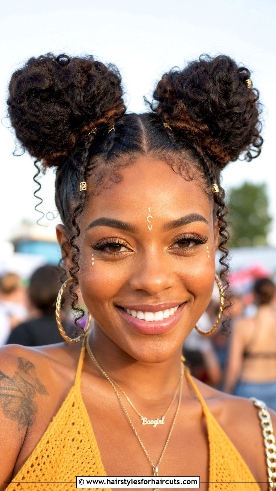Space Buns Natural Hair - 25 hairstyles for natural hair - 25 hairstyles for natural hair