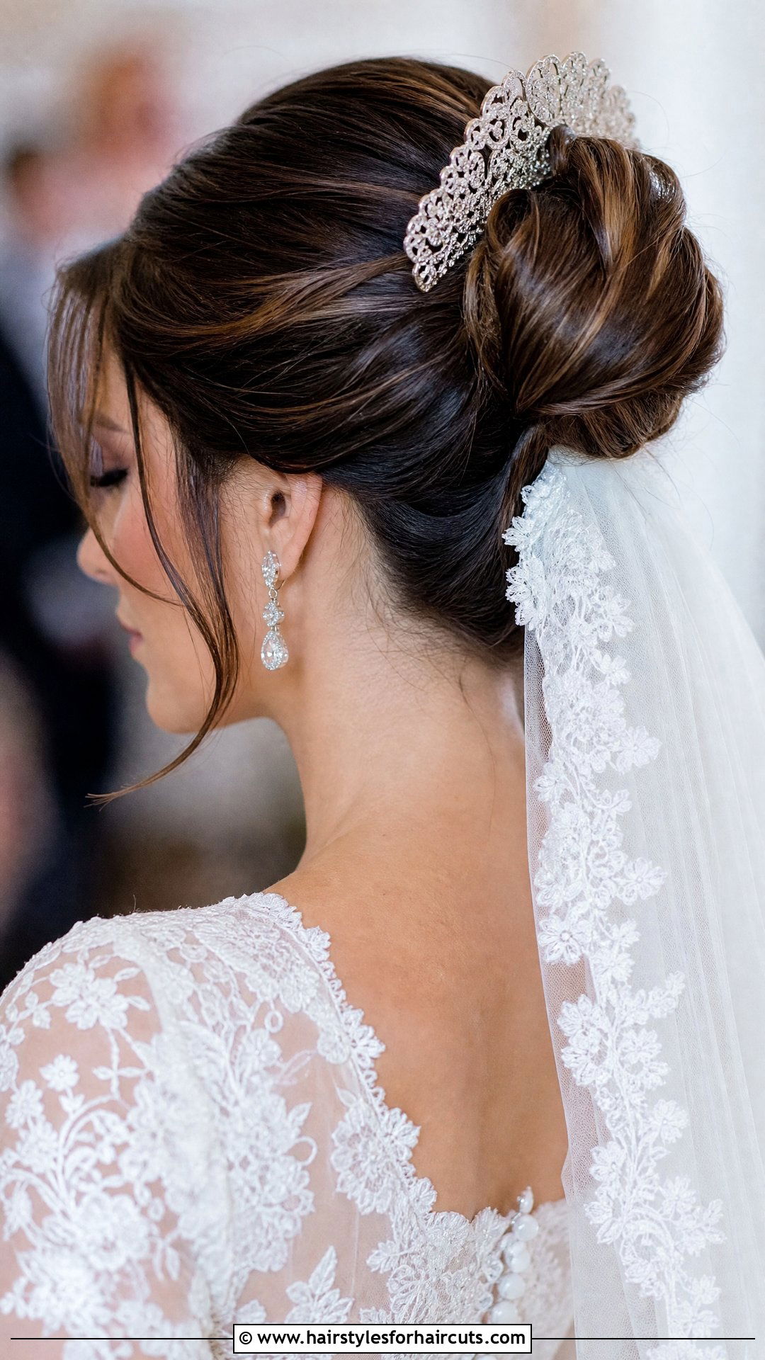 Spanish Wedding Updo - 25 spanish hairstyles - 25 spanish hairstyles