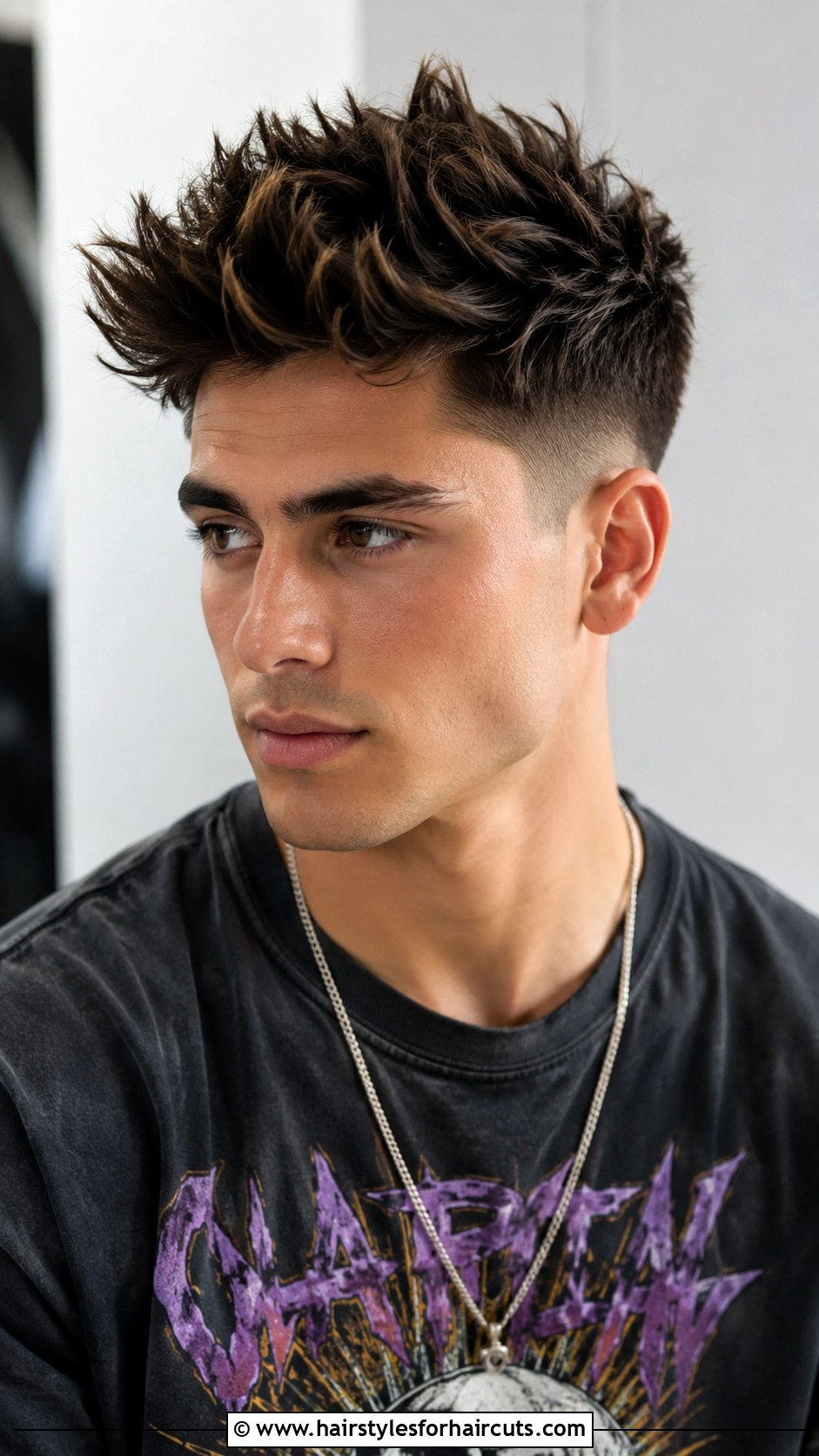 Spiky Textured Top For Double Crown - 25 double crown hairstyles - 25 double crown hairstyles