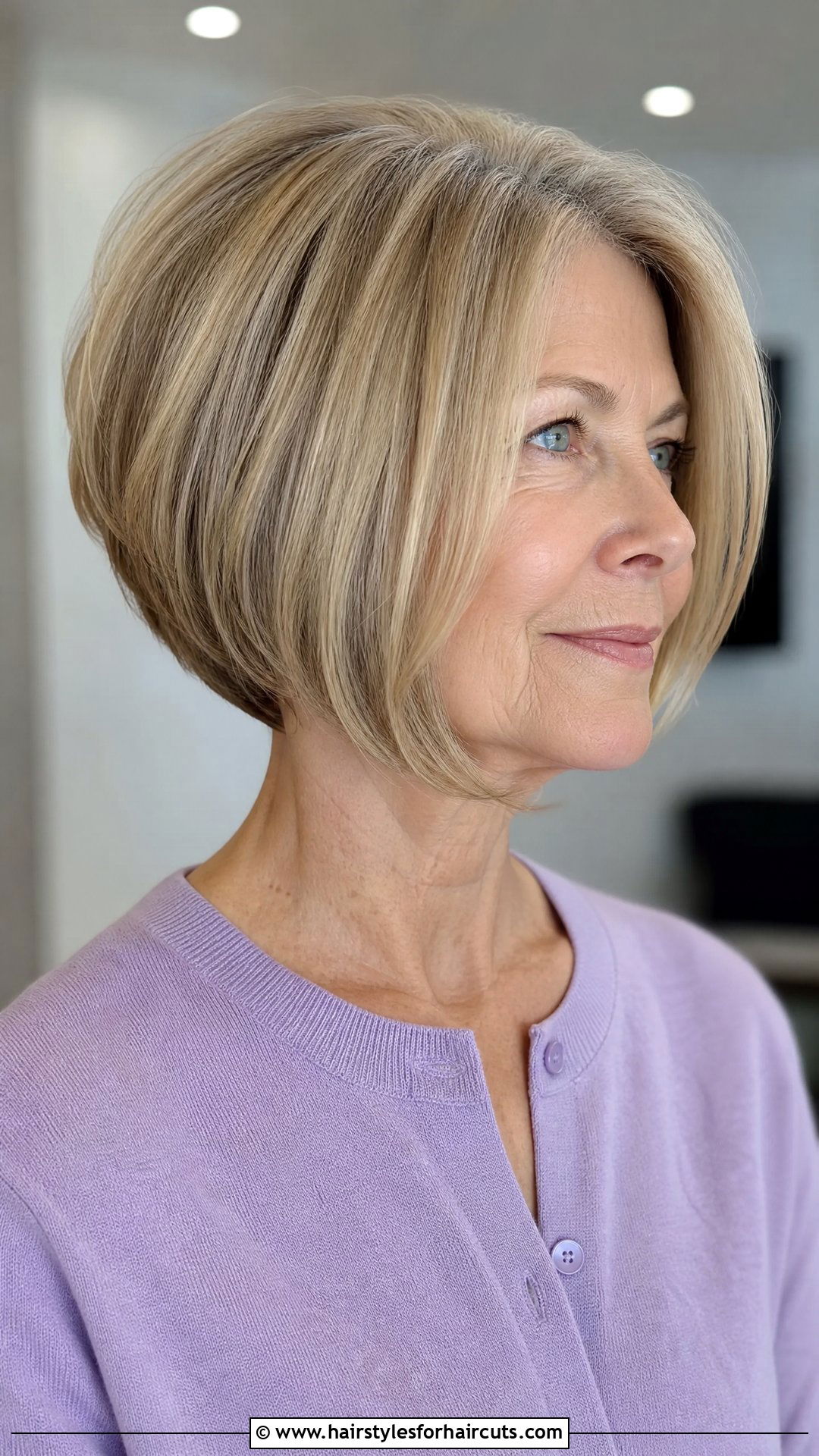 Stacked Bob - 25 womens haircuts over 50 thin hair - 25 women's haircuts over 50 thin hair