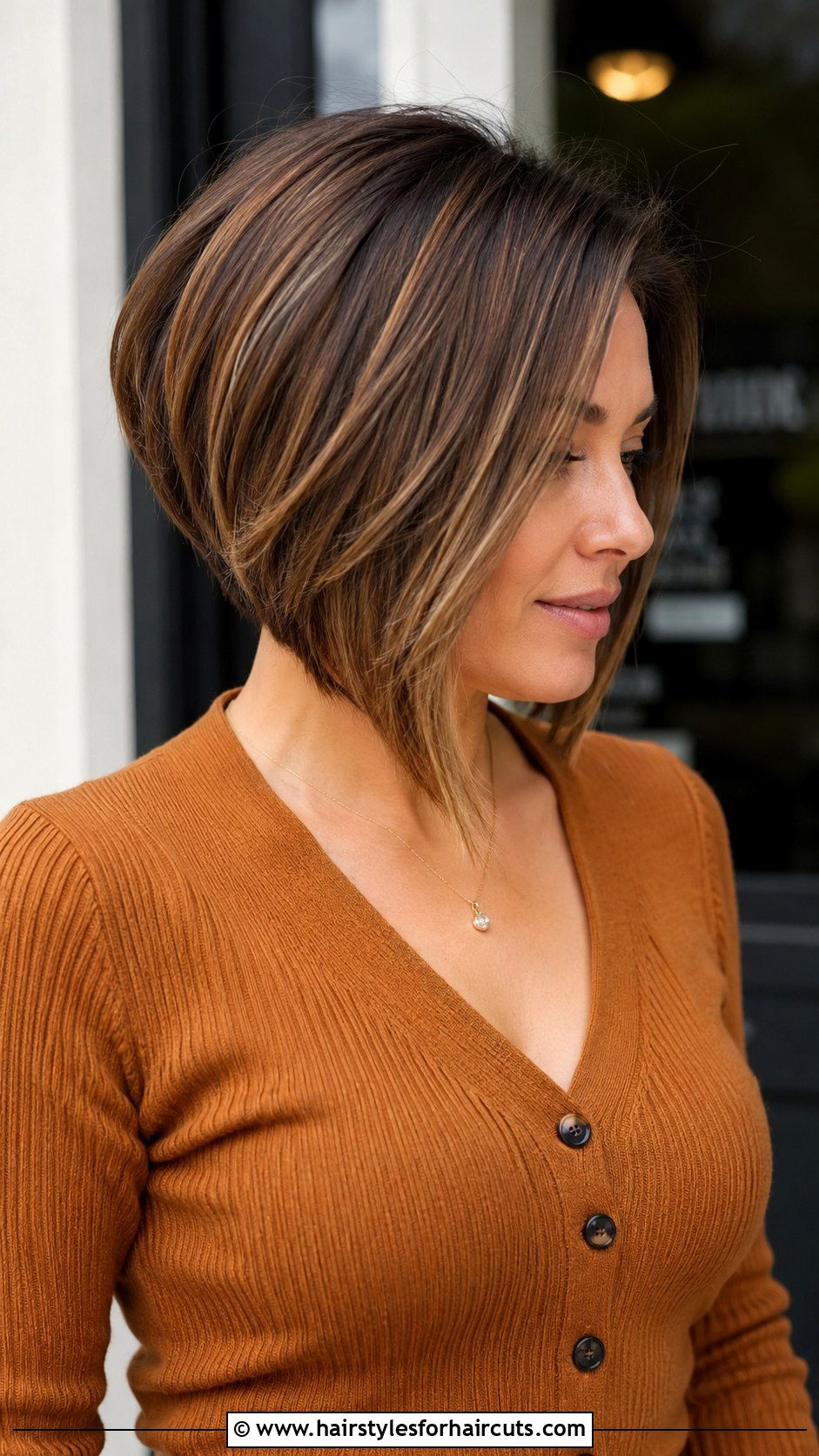 Stacked Bob - 25 bobbed haircuts - 25 bobbed haircuts