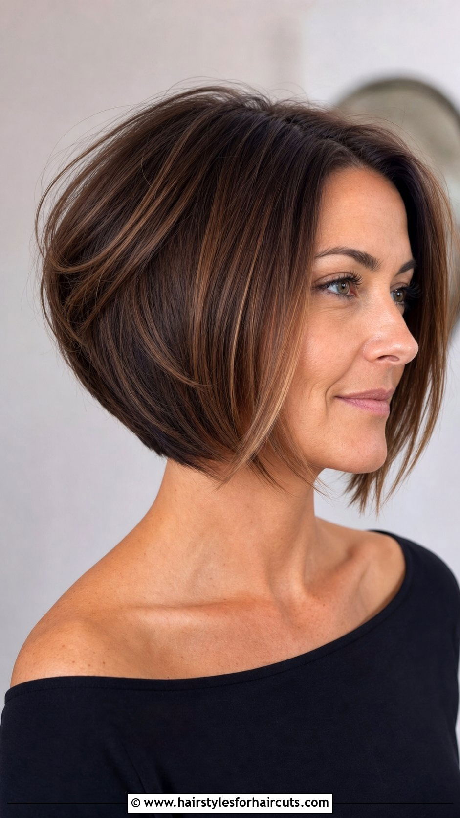 Stacked Bob - 25 haircuts for fine straight hair over 60 - 25 haircuts for fine straight hair over 60