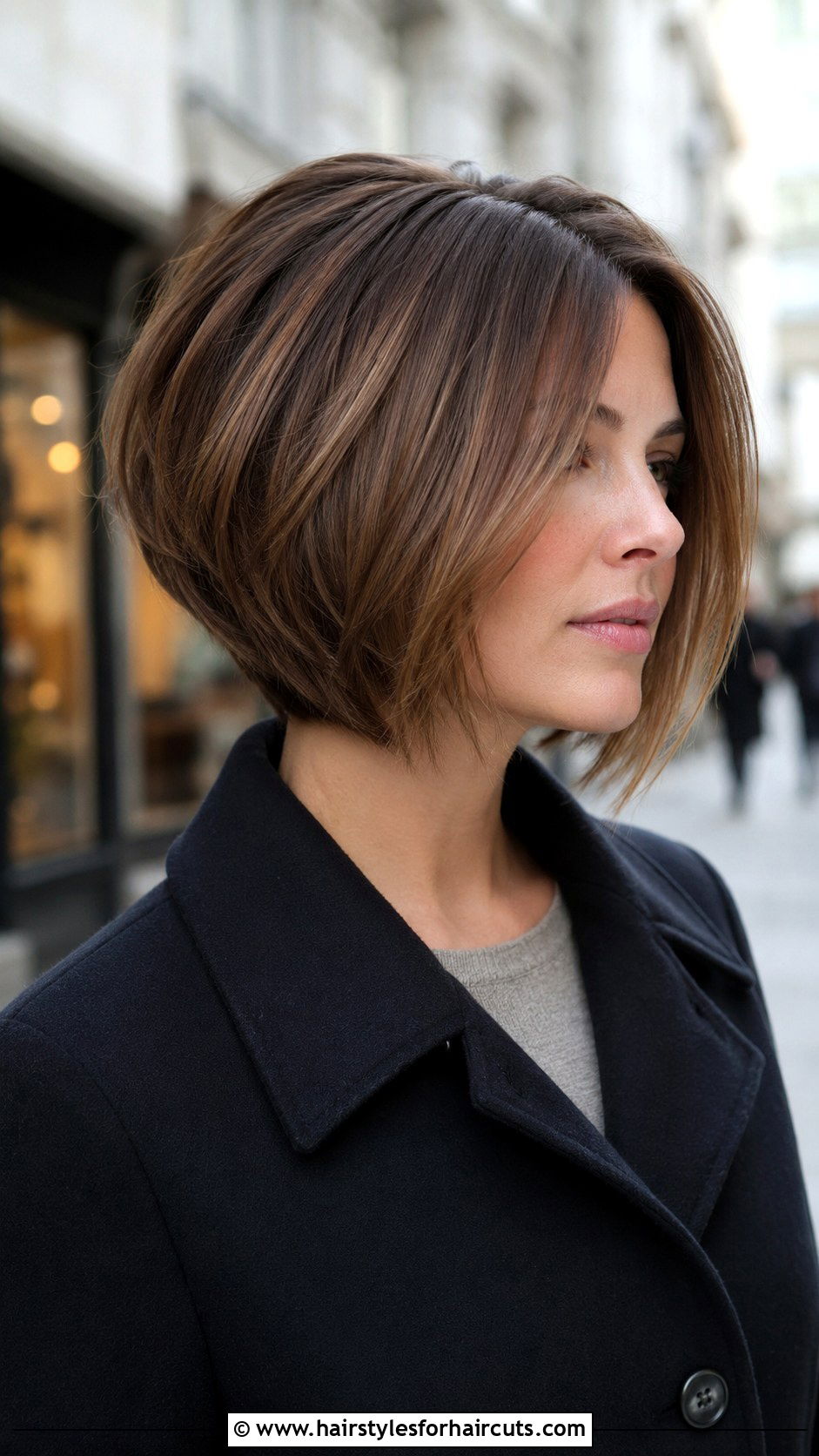 Stacked Bob - 25 haircuts short for women - 25 haircuts short for women