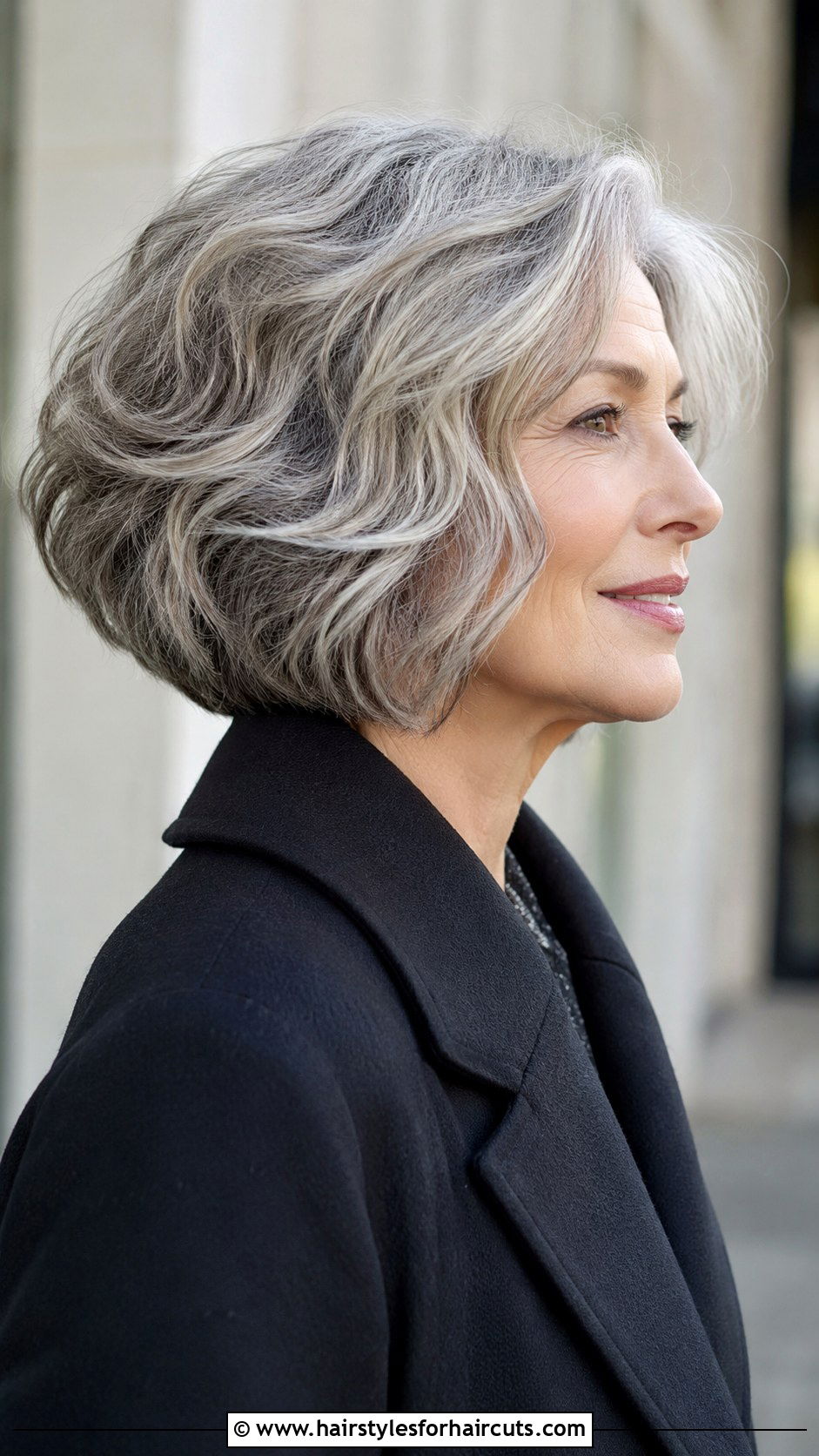Stacked Bob For Older Women With Wavy Hair - 25 haircuts for older women with wavy hair - 25 haircuts for older women with wavy hair