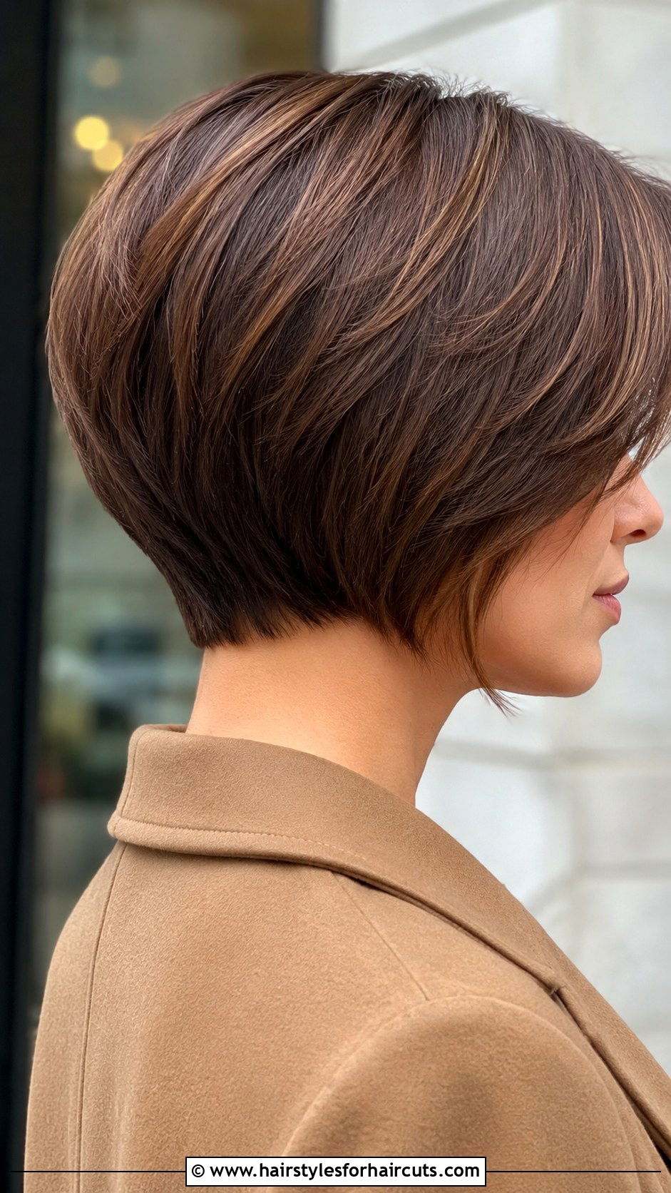 Stacked Bob Haircut - 25 best haircuts for thin hair - 25 best haircuts for thin hair