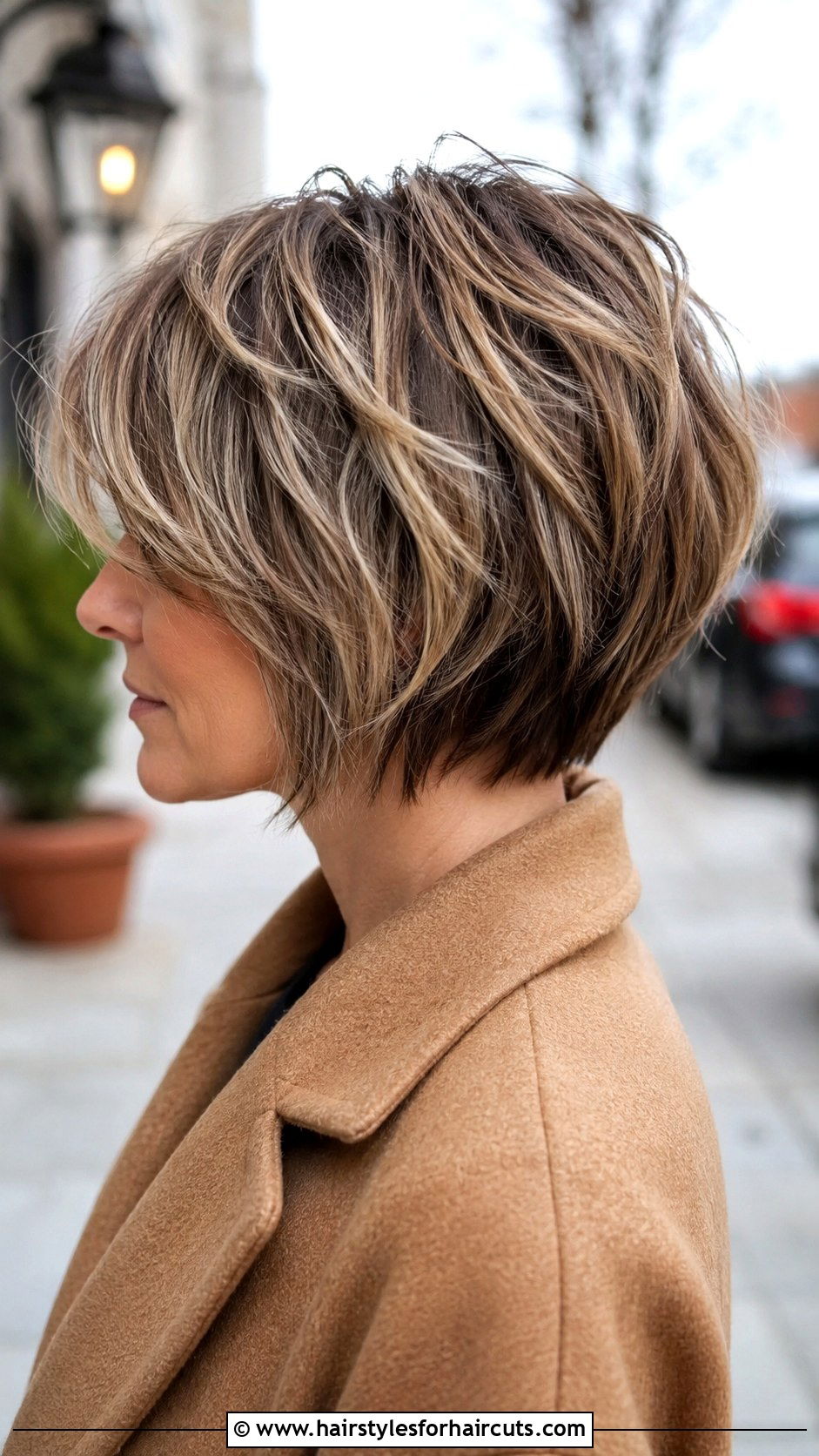 Stacked Choppy Bob - 25 choppy bob hairstyles for fine hair - 25 choppy bob hairstyles for fine hair