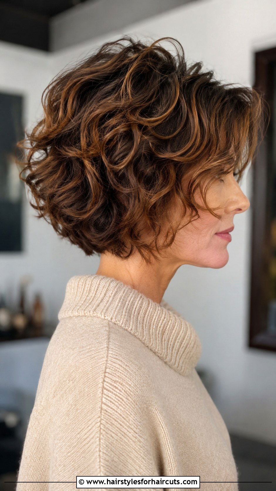 Stacked Curly Bob - 25 curly bob hairstyles - 25 curly bob hairstyles