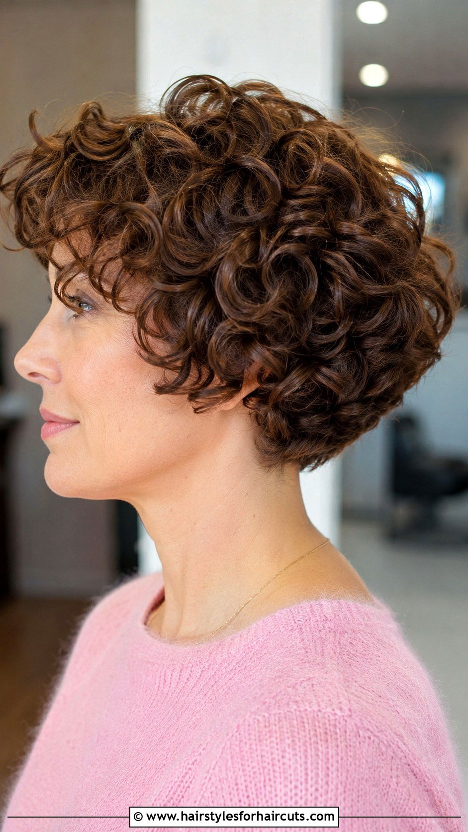 Stacked Curly Bob - 25 short layered haircuts for curly hair - 25 short layered haircuts for curly hair