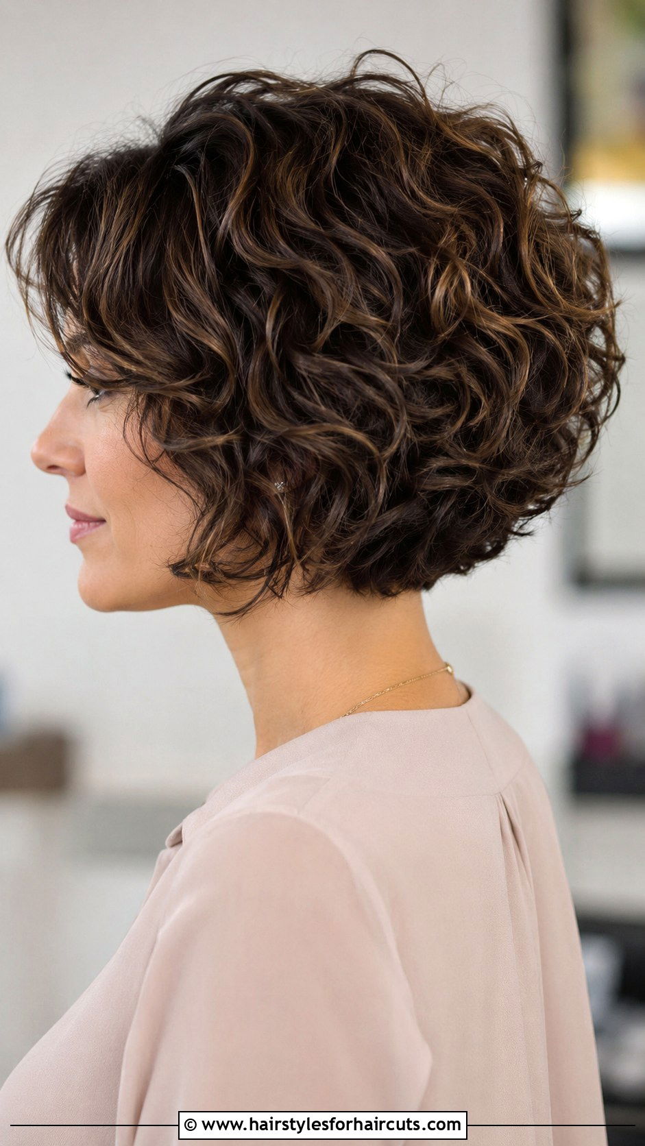 Stacked Curly Bob Haircut - 25 bob haircuts curly - 25 bob haircuts curly