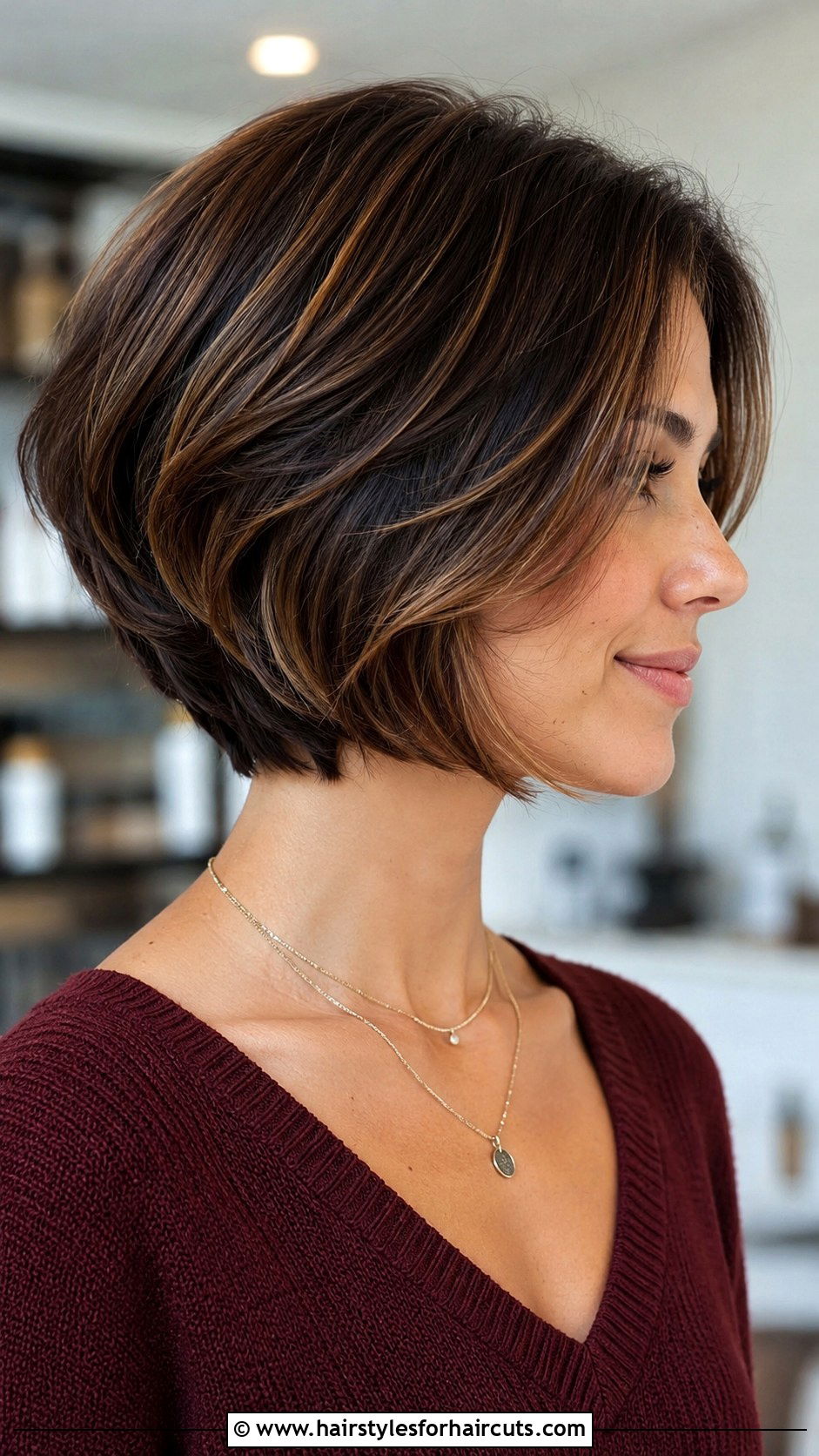 Stacked Medium Bob Haircut - 25 medium hairstyles for women over 50 - 25 medium hairstyles for women over 50