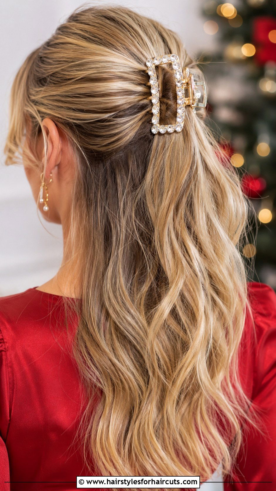 Statement Clip Pulled Back Hairstyle - 25 christmas hairstyles - 25 christmas hairstyles