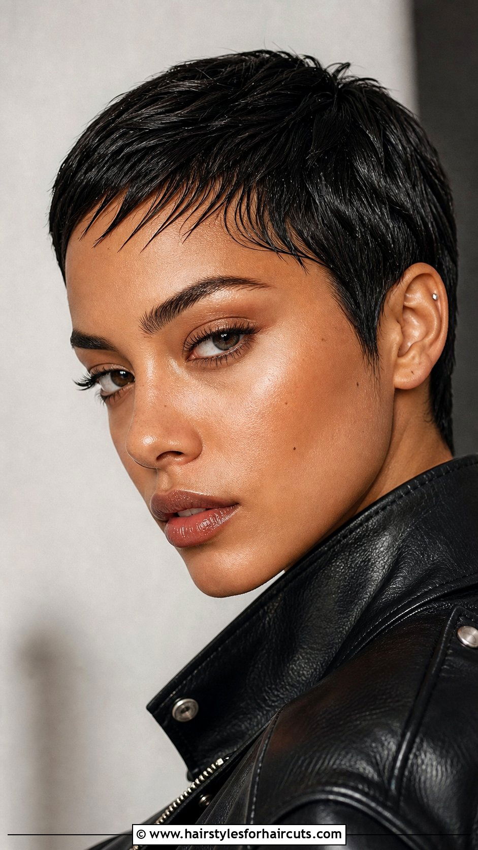 Straight Pixie Cut With Textured Edges - 25 hairstyles with edges straight hair - 25 hairstyles with edges straight hair