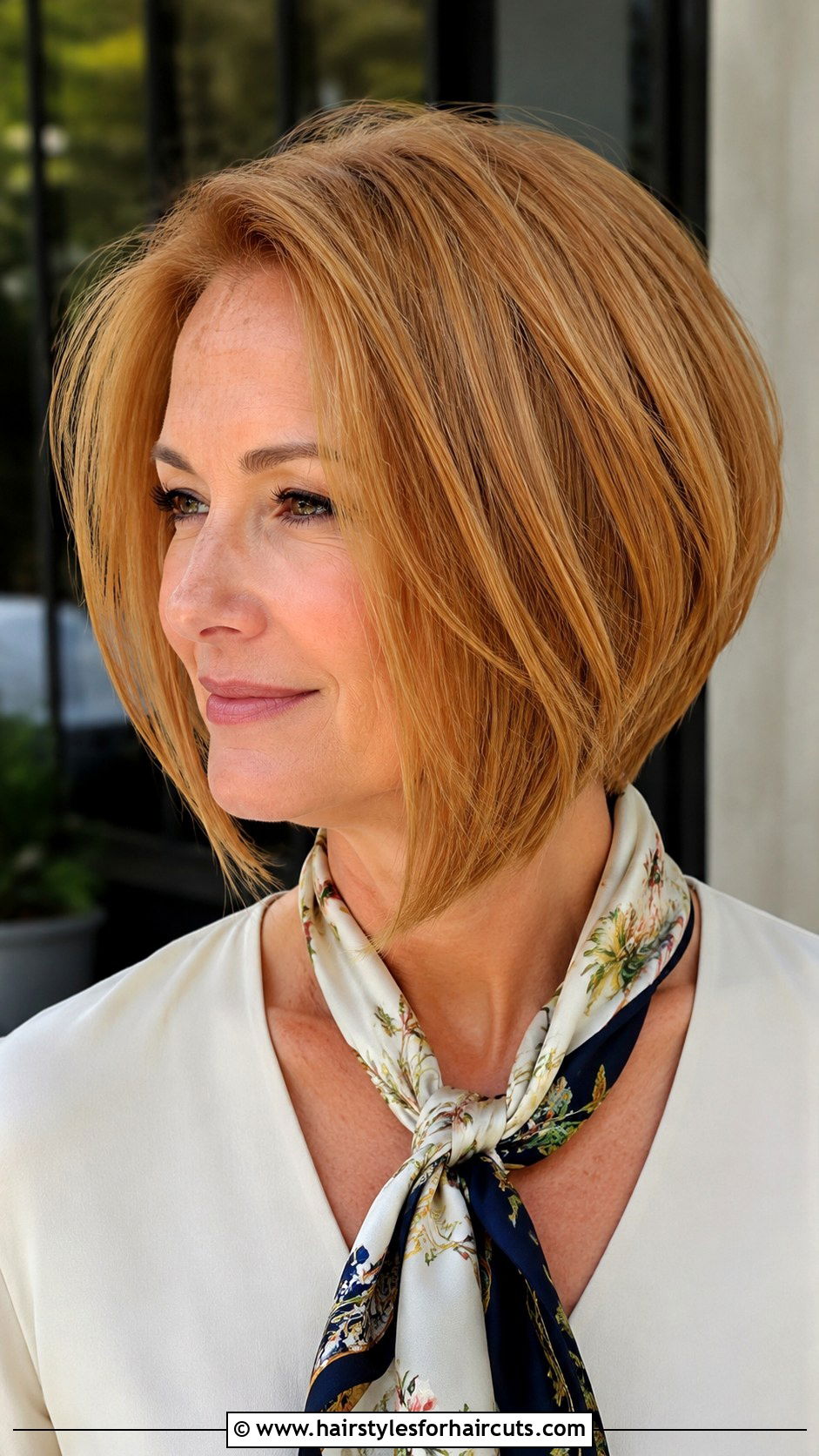 Strawberry Blonde Inverted Bob - 25 strawberry haircuts - 25 strawberry haircuts