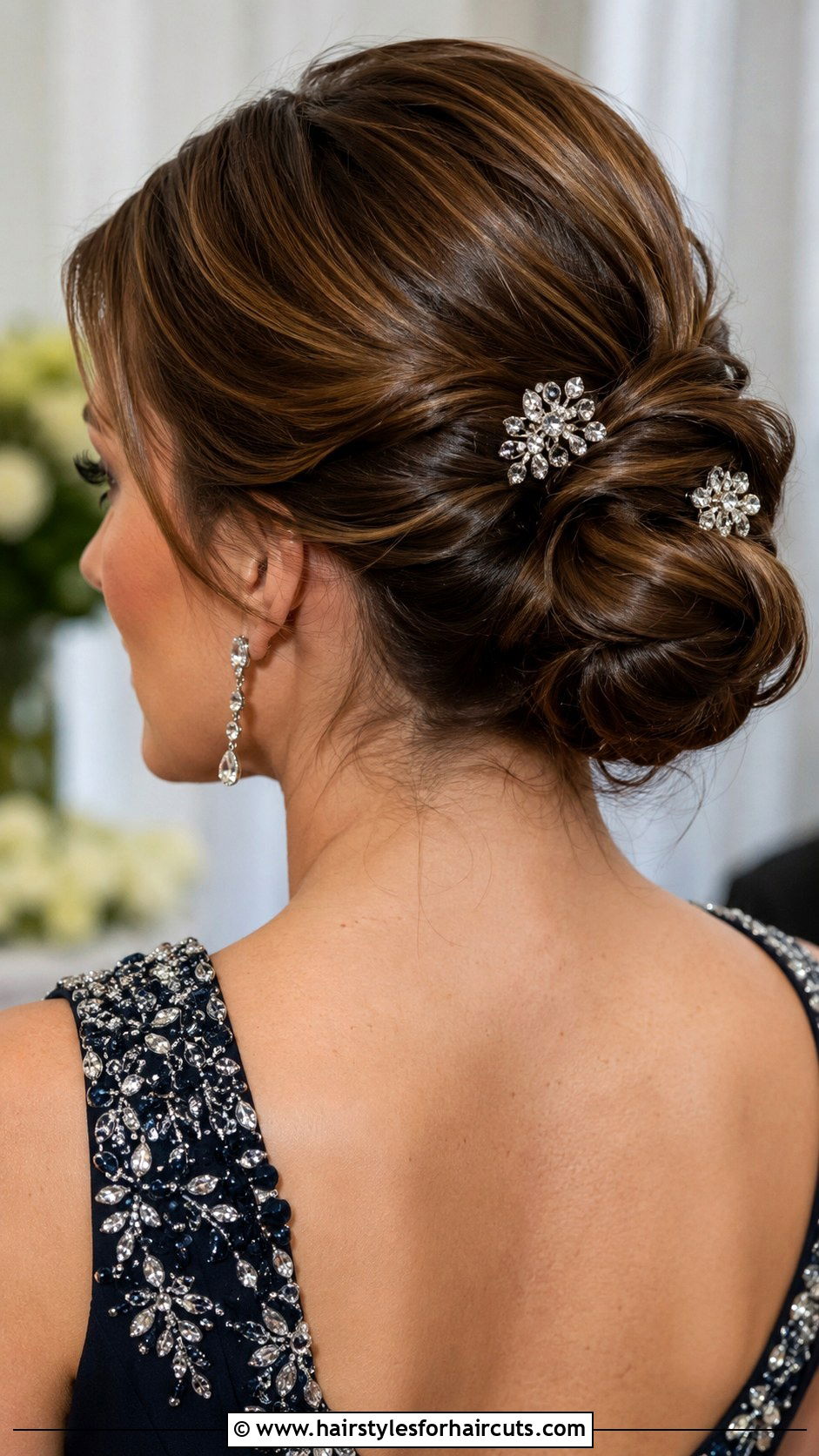 Swept Updo With Rhinestone Clips - 25 easy hairstyles with hair clips - 25 easy hairstyles with hair clips