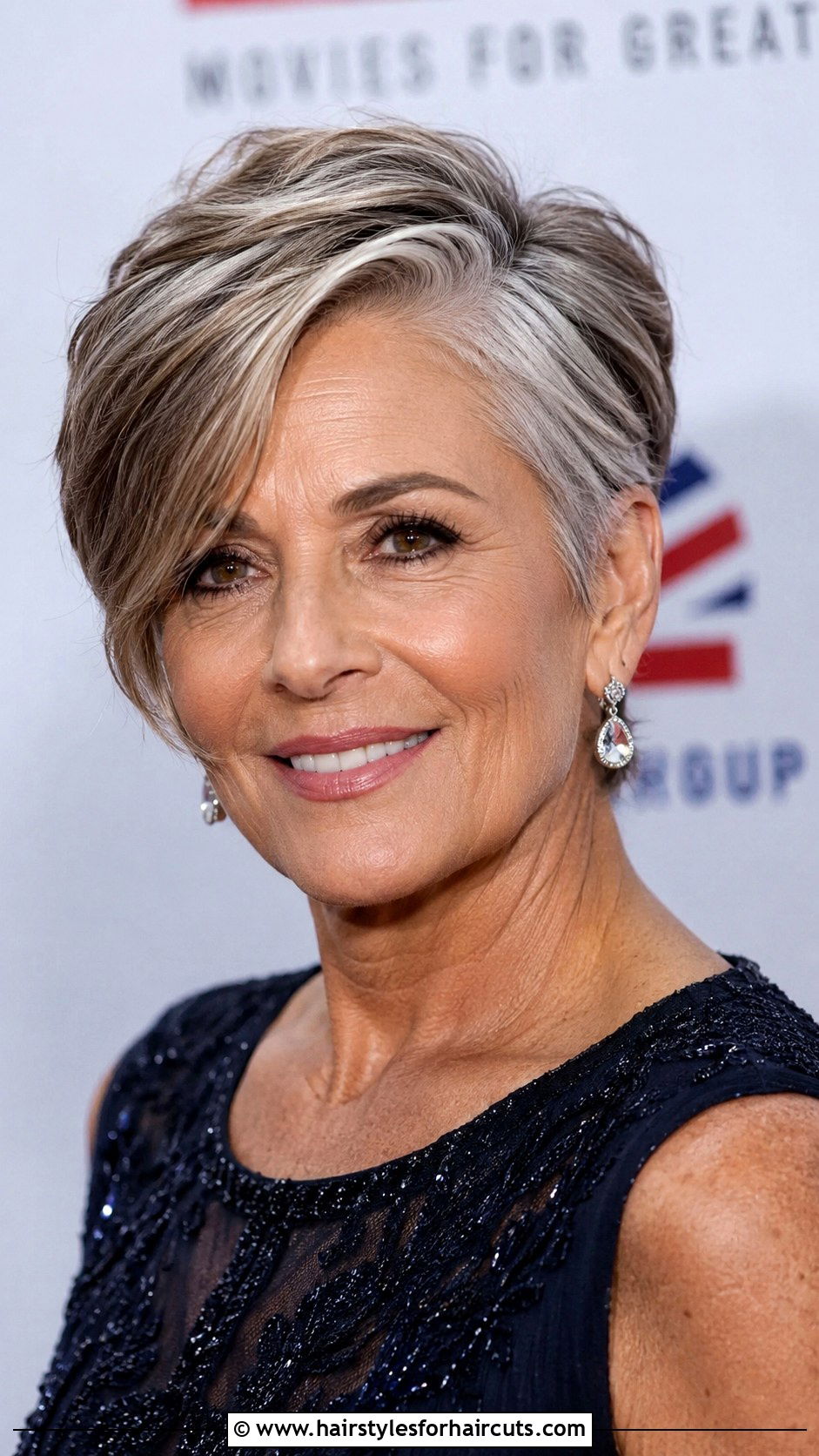 Swooped Crop - 25 short haircuts styles for older women - 25 short haircuts styles for older women