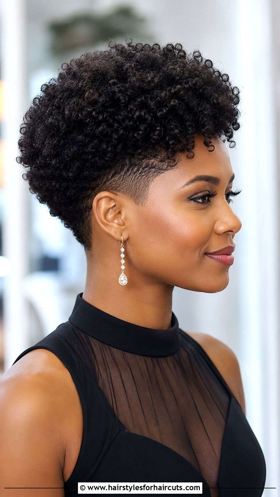 Tapered Curly Afro - 25 curly haircuts inspo - 25 curly haircuts inspo