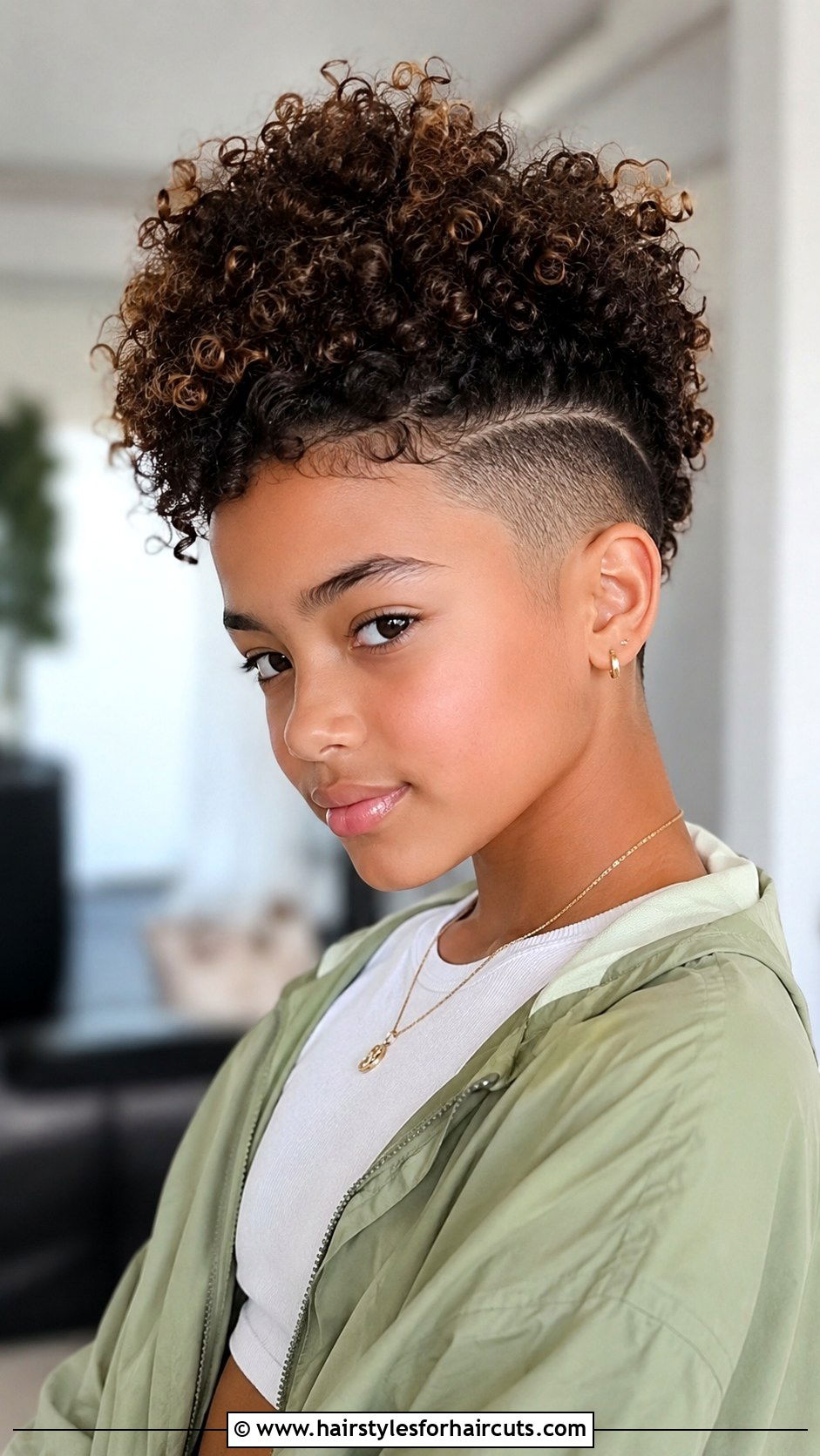 Tapered Curly Haircut - 25 cute hairstyles for girls with curly hair - 25 cute hairstyles for girls with curly hair