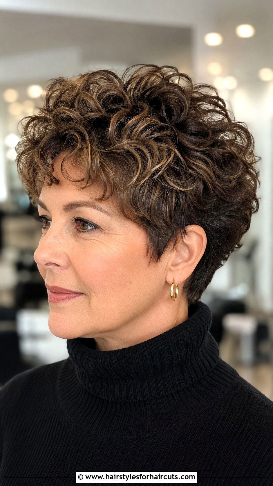 Tapered Curly Wedge Cut - 25 best hairstyles for fine curly hair - 25 best hairstyles for fine curly hair