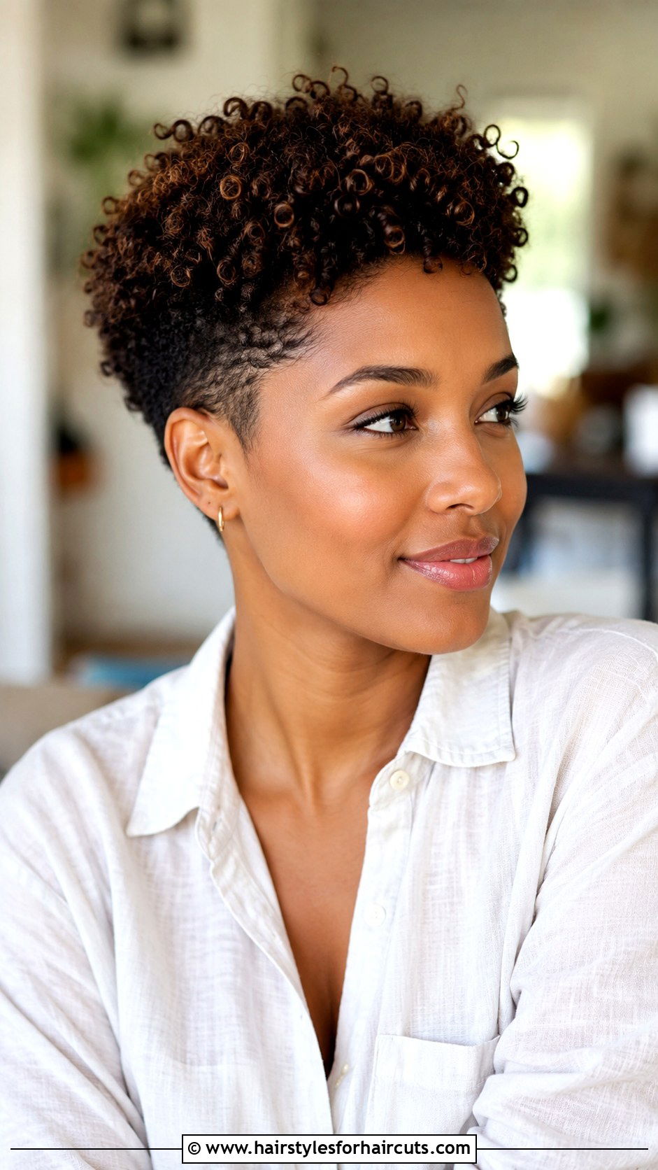 Tapered Natural Curl Cut - 25 latina haircuts - 25 latina haircuts