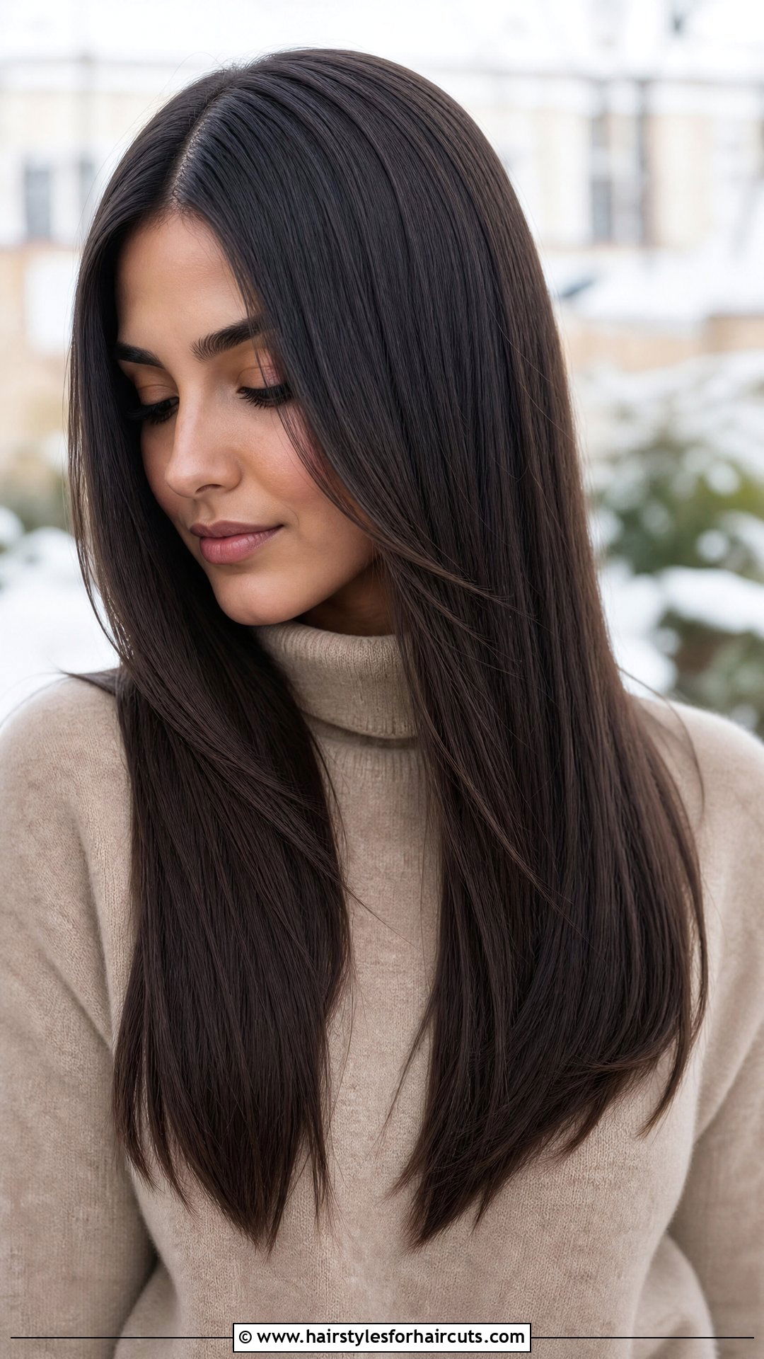 Taurus Sleek Straight Hair - 25 zodiac hairstyles - 25 zodiac hairstyles