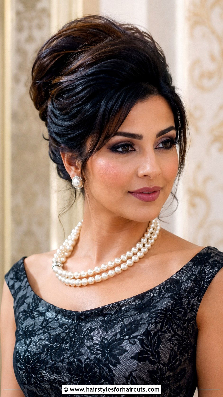 Teased Arabian Updo With Bump - 25 arabian hairstyles - 25 arabian hairstyles