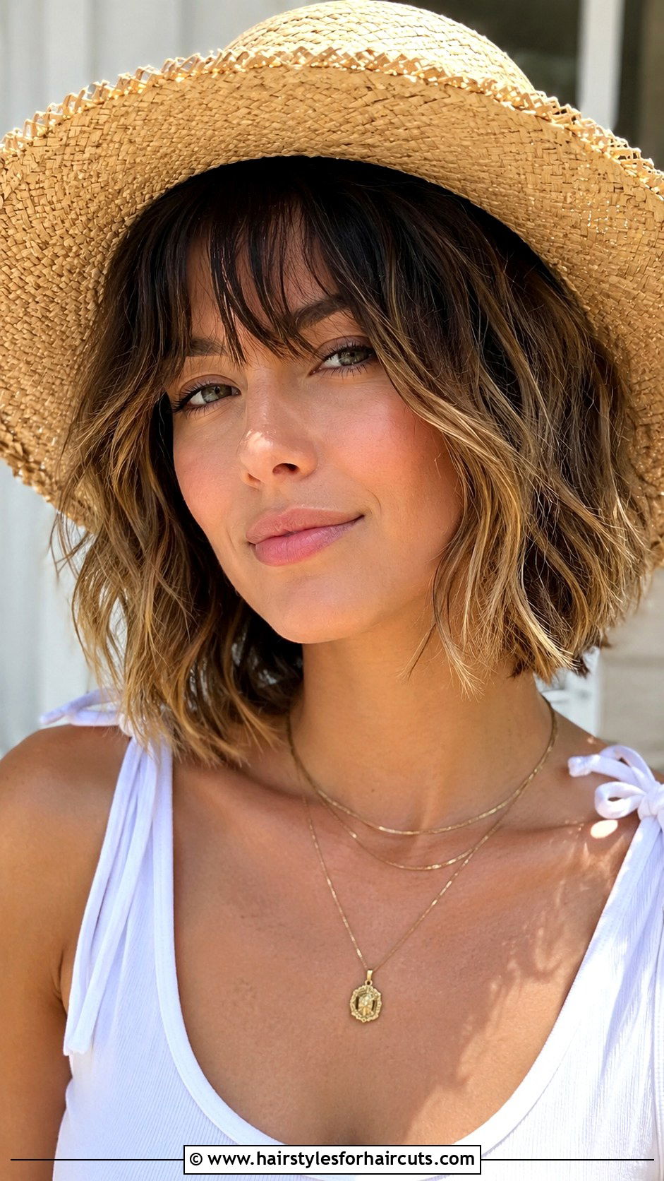 Textured Bangs With Wavy Bob - 25 bangs hairstyles for thin hair - 25 bangs hairstyles for thin hair