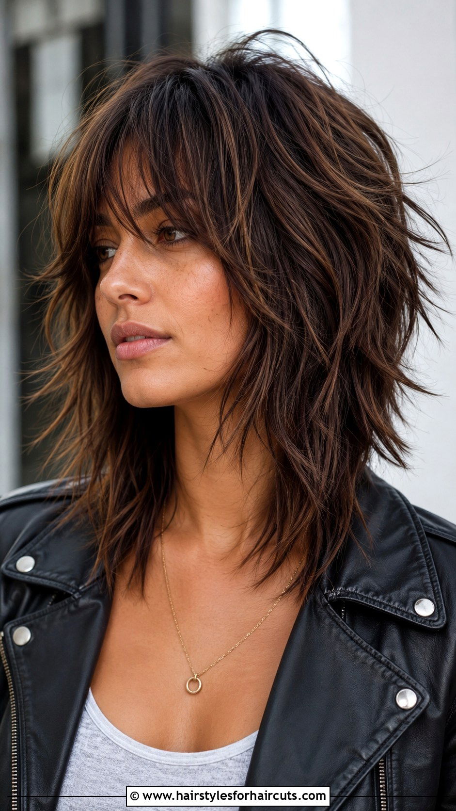 Textured Bellagio Shag - 25 bellagio hairstyles - 25 bellagio hairstyles