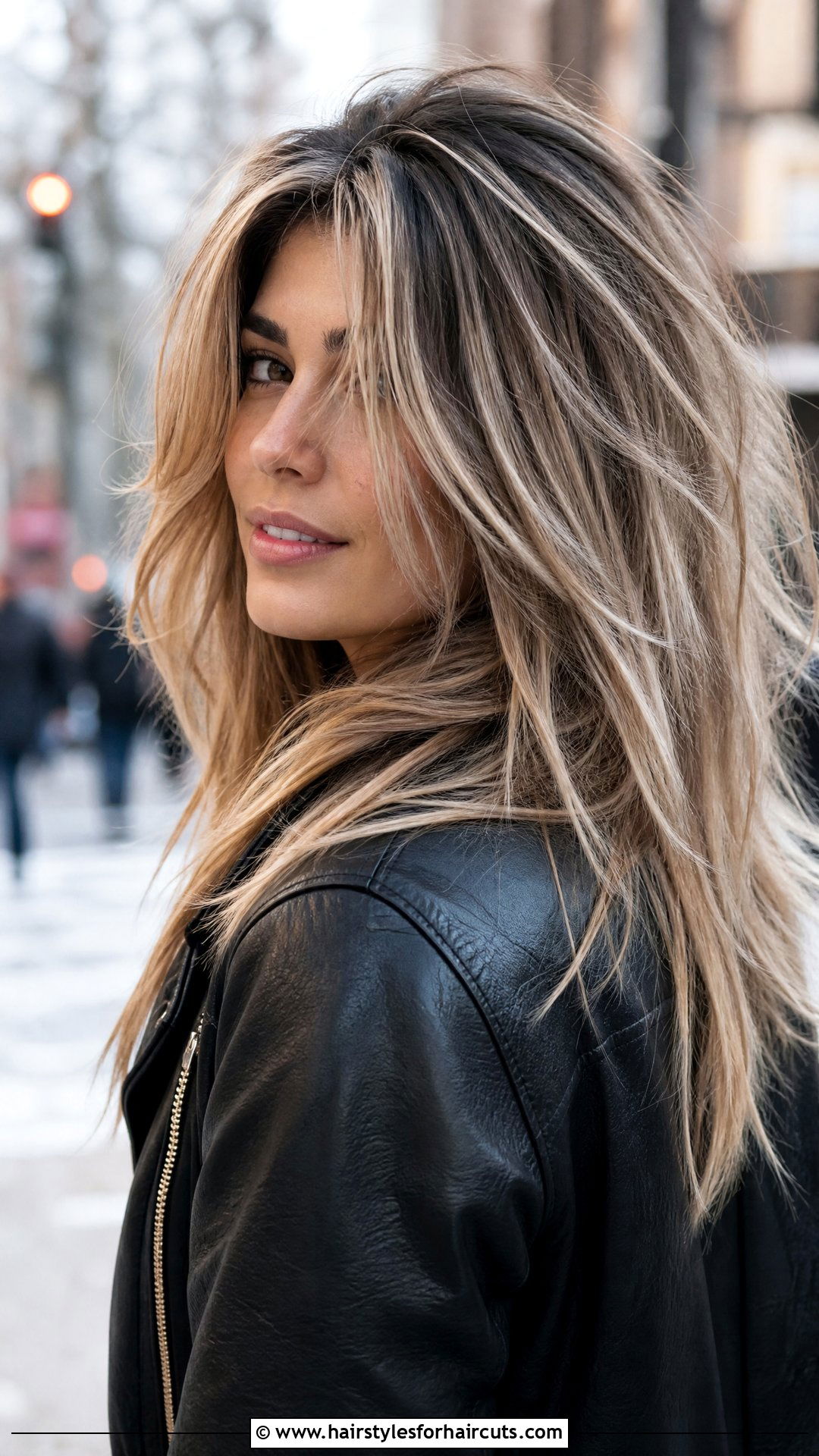 Textured Blowout Haircut - 25 blowout haircuts - 25 blowout haircuts