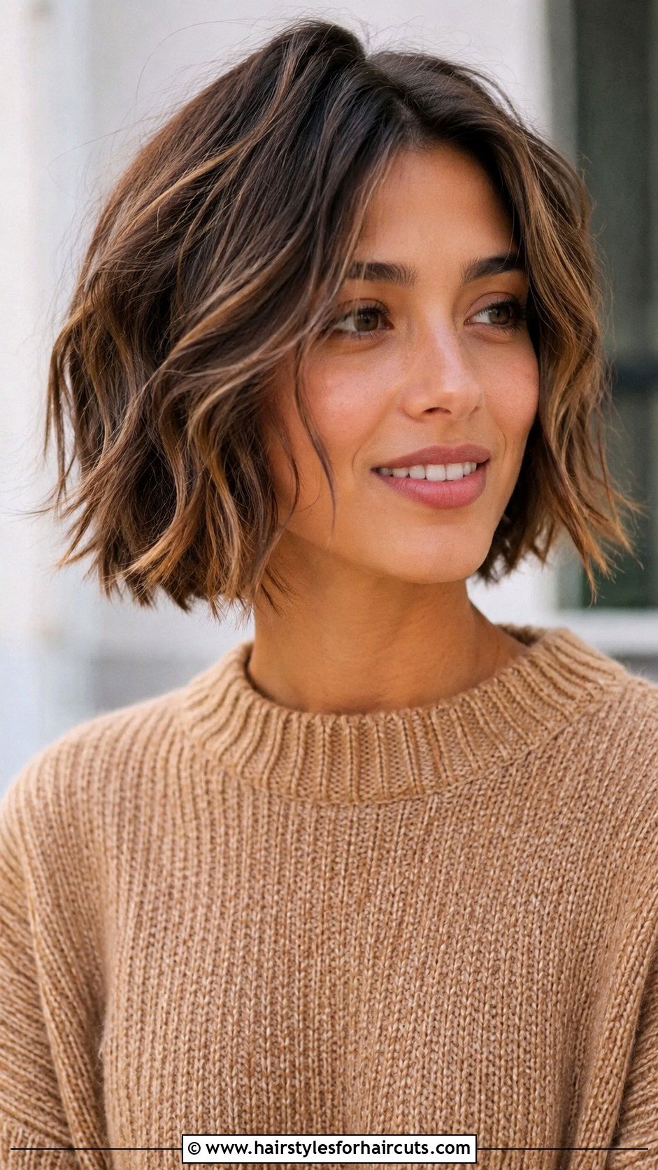 Textured Bob - 25 hairstyles to hide thinning hair - 25 hairstyles to hide thinning hair