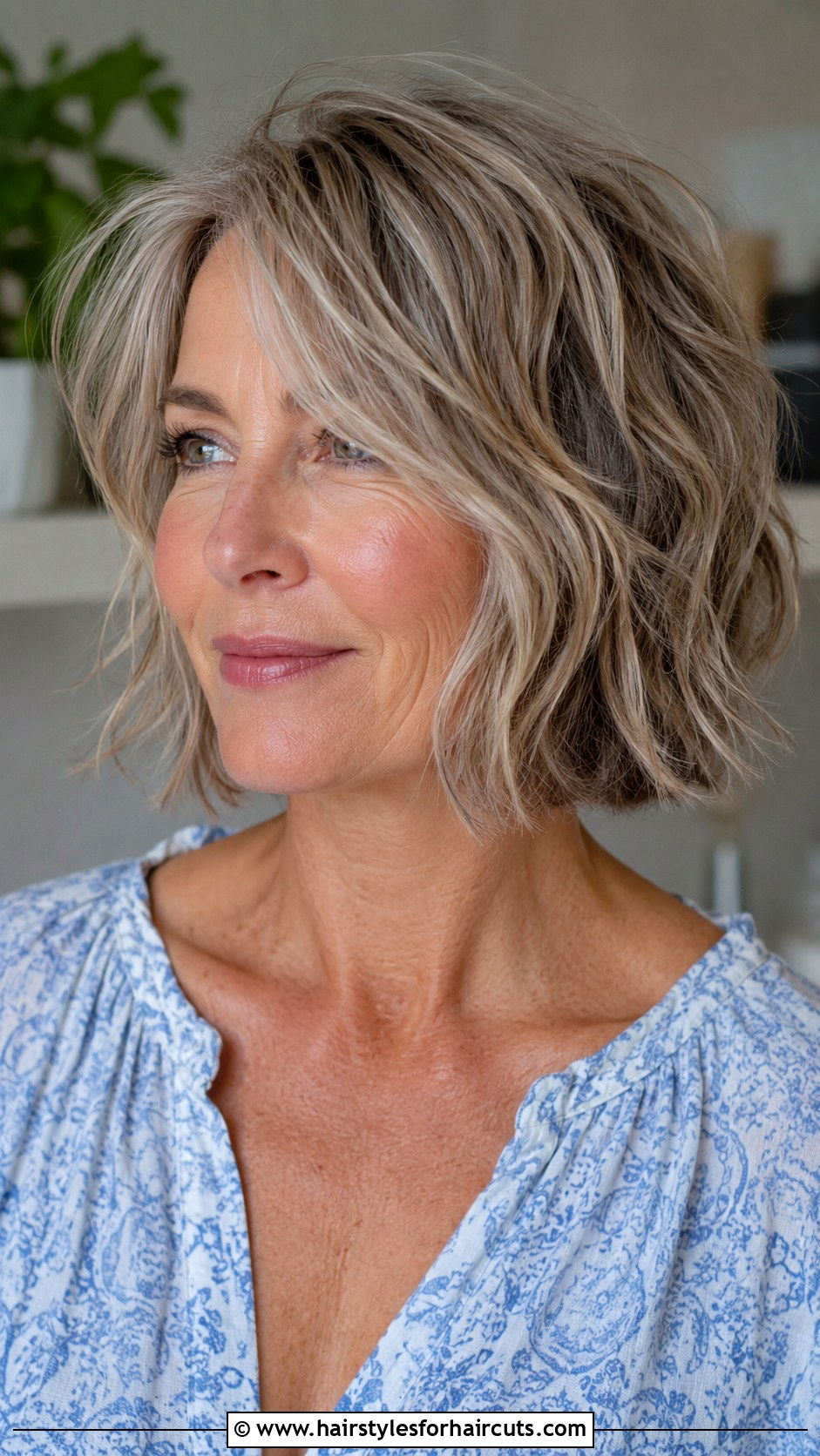 Textured Bob Haircut - 25 hairstyles for thinning hair women over 50 - 25 hairstyles for thinning hair women over 50